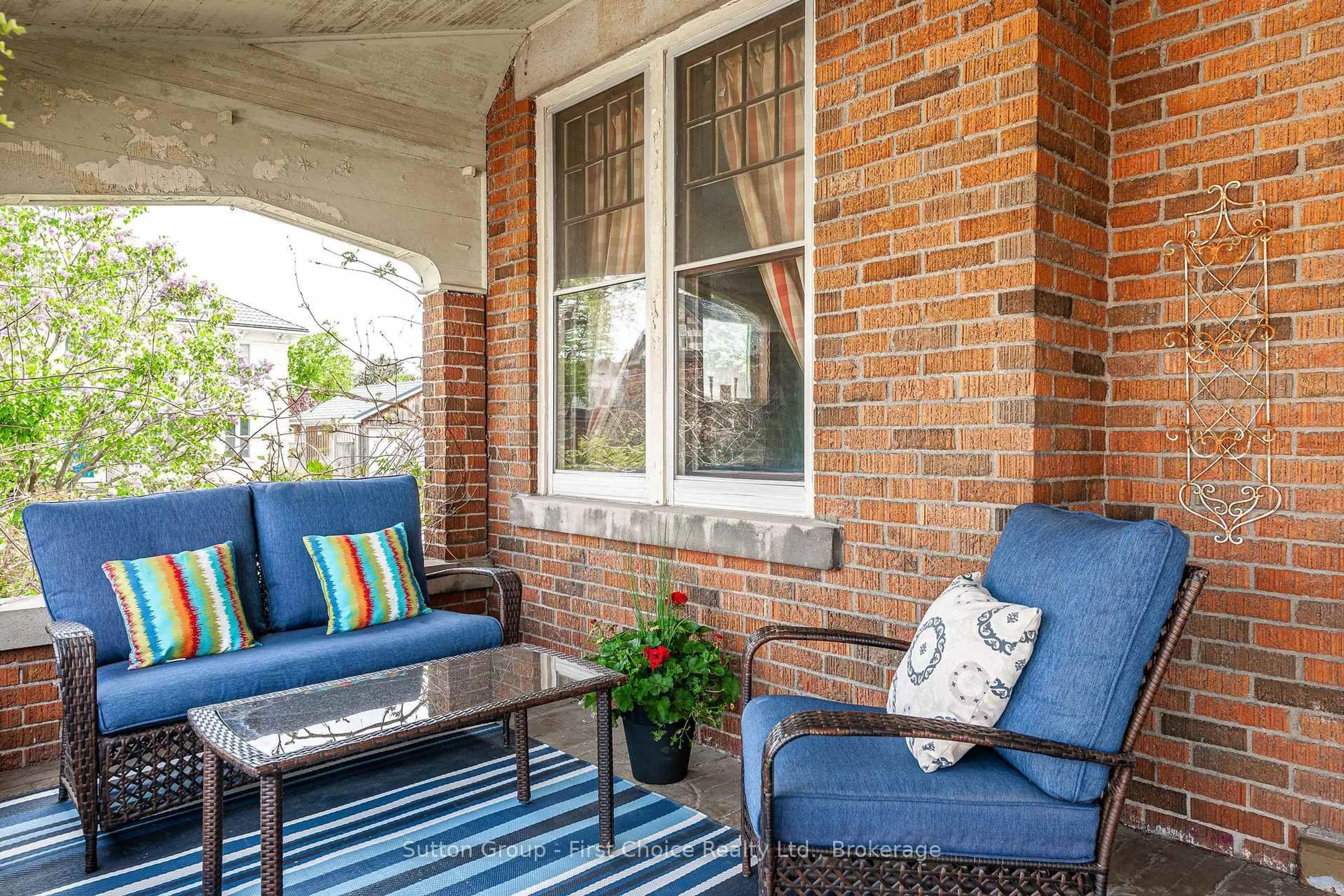 Patio, street for 135 St. David St, West Perth Ontario N0K 1N0
