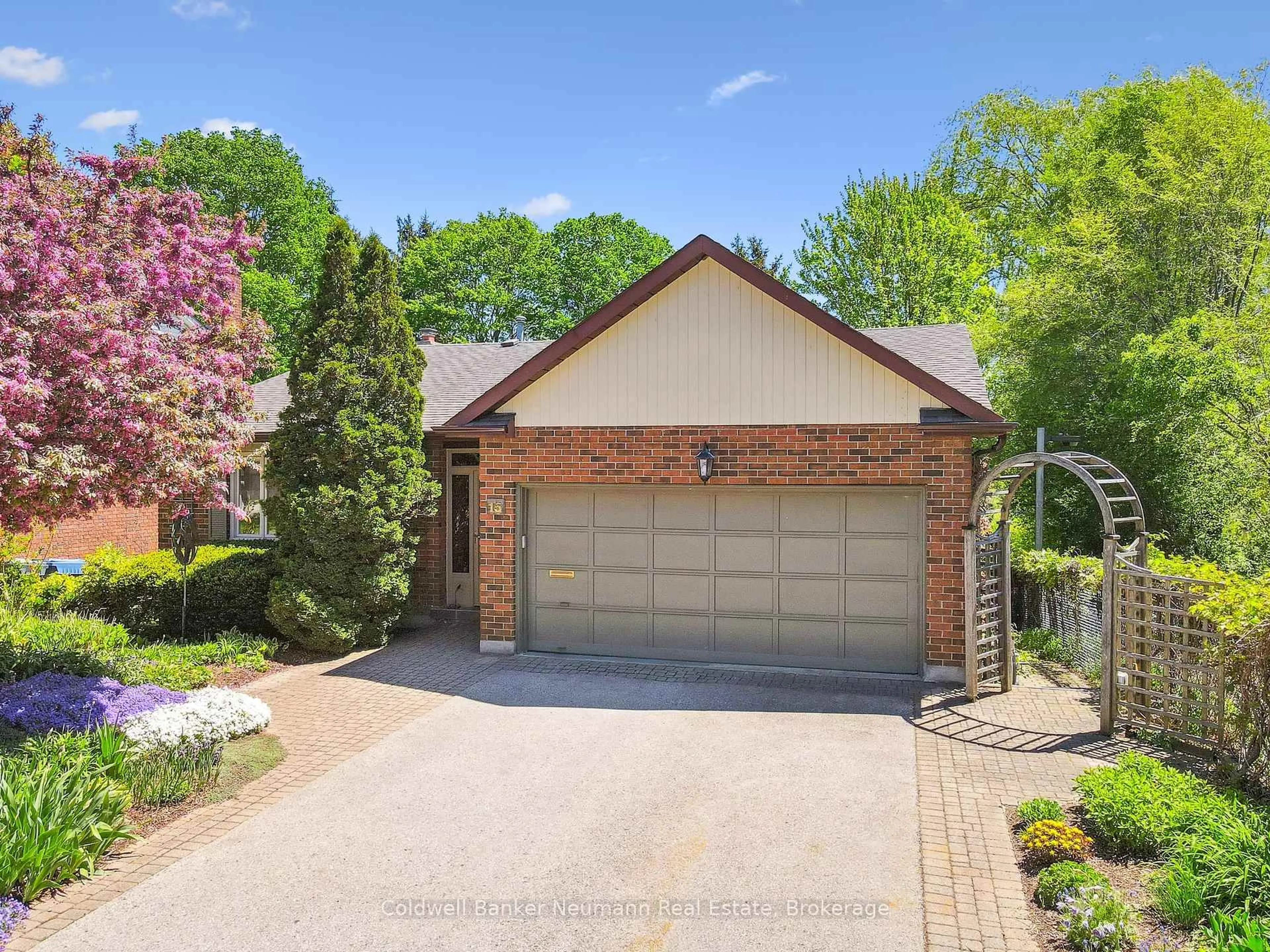 Home with brick exterior material, street for 15 Wagoners Tr, Guelph Ontario N1G 3M9