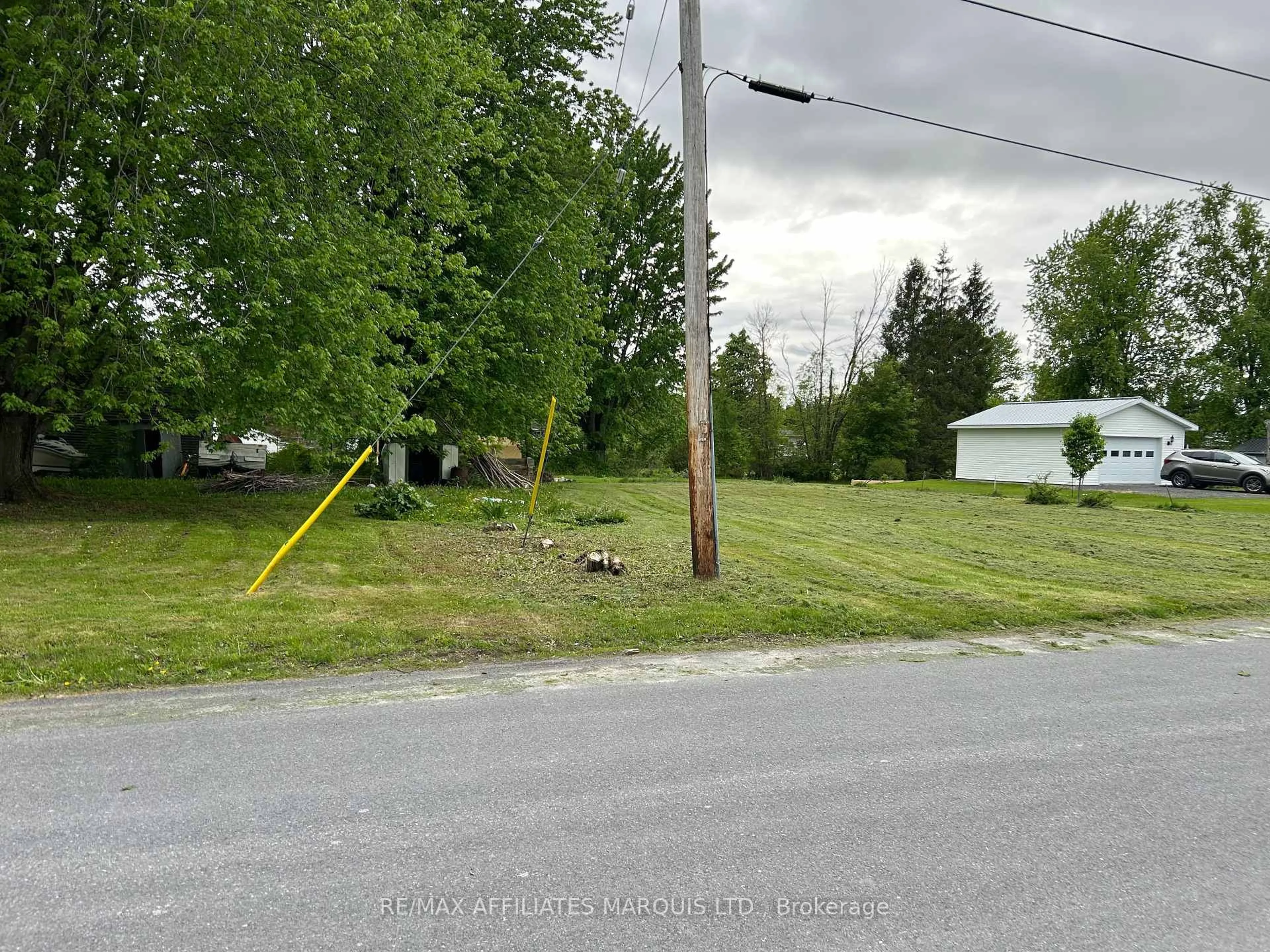 Unknown for 37 Main St, South Stormont Ontario K0C 1Y0