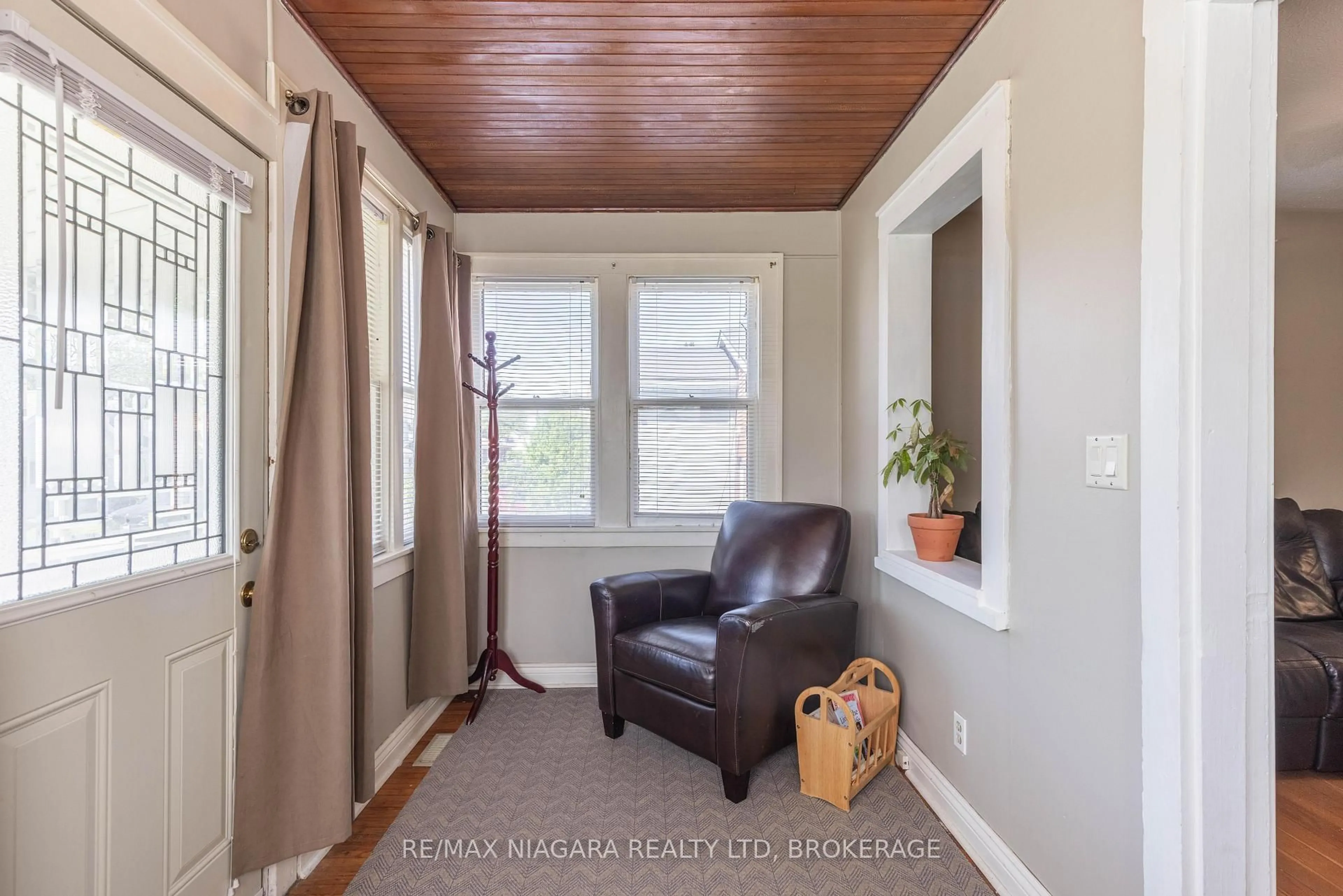 Unknown for 6405 Culp St, Niagara Falls Ontario L2G 2C2