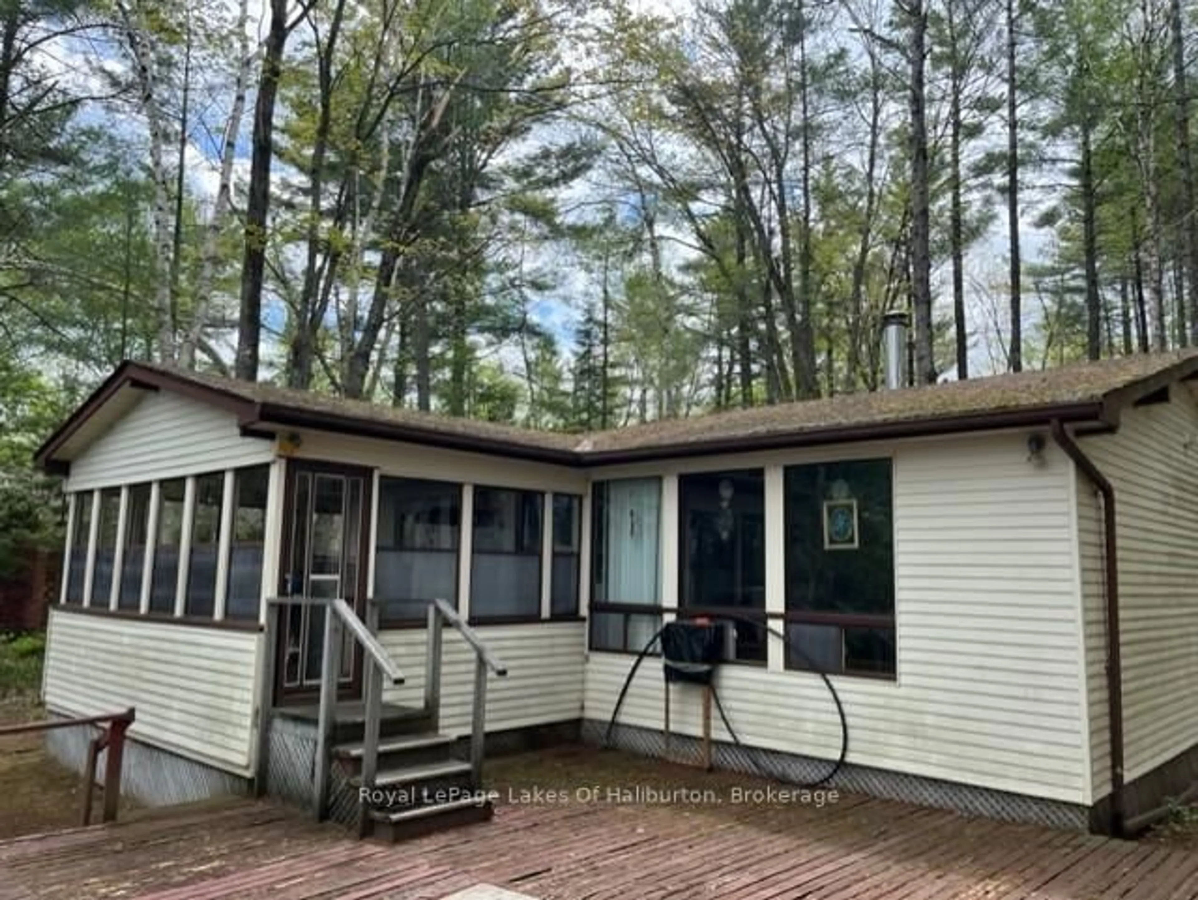 Home with vinyl exterior material, unknown for 1183 Kendrick Creek Lane, Minden Hills Ontario K0M 2K0