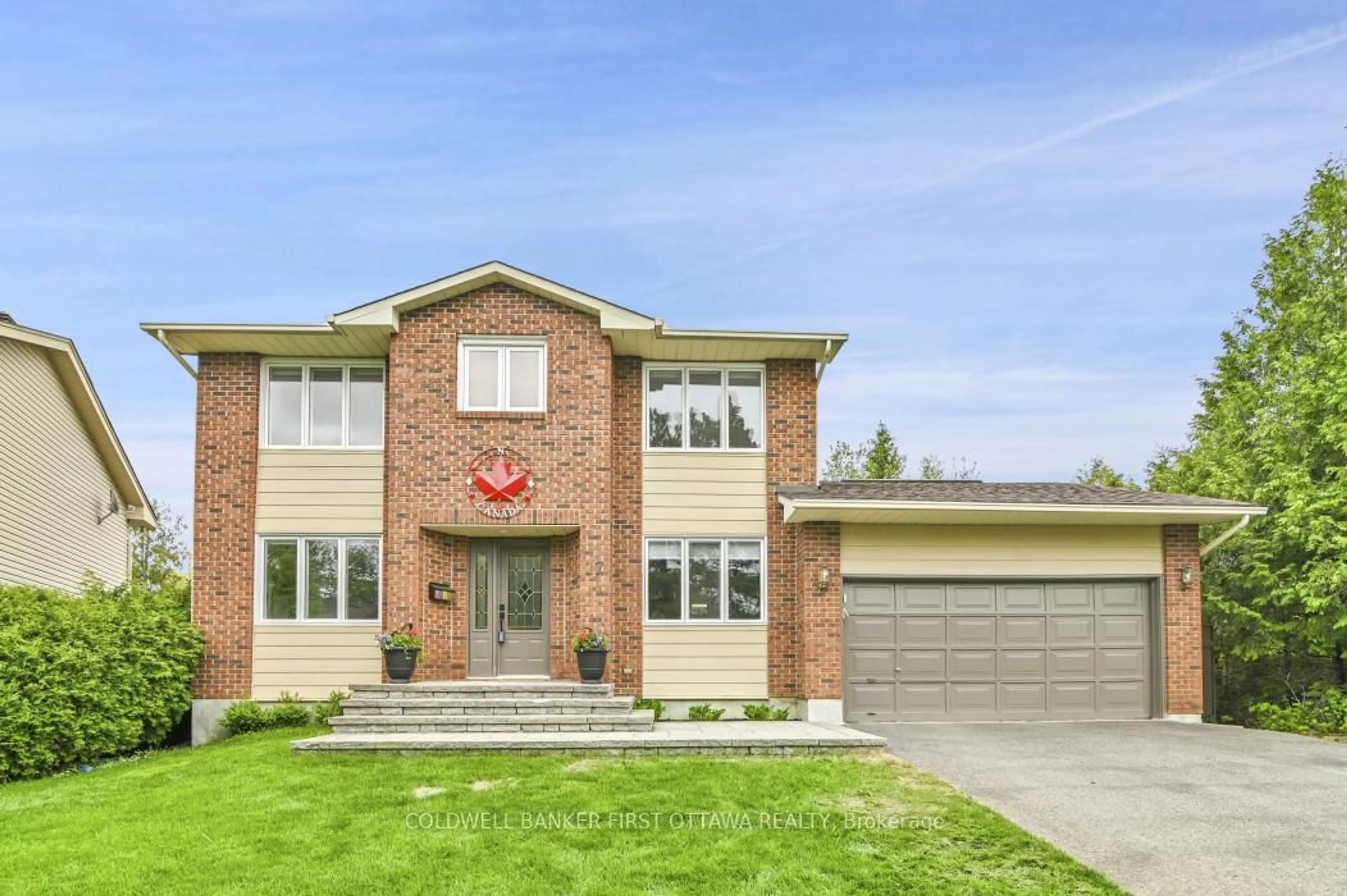 Home with brick exterior material, street for 17 Nanook Cres, Kanata Ontario K2L 2A6