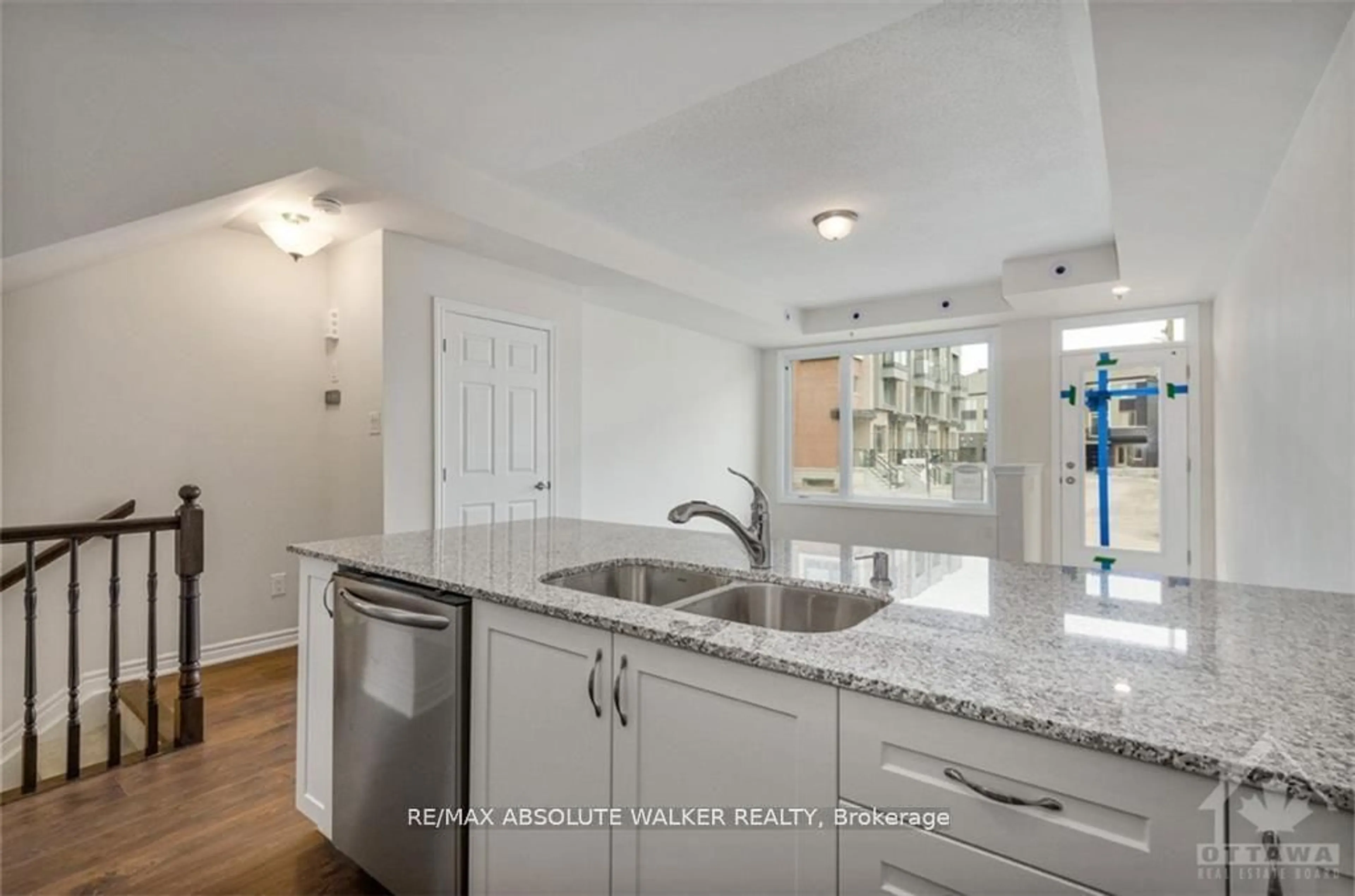 Open concept kitchen, ceramic/tile floor for 517 Takamose Private Rd, Ottawa Ontario K1K 5A5