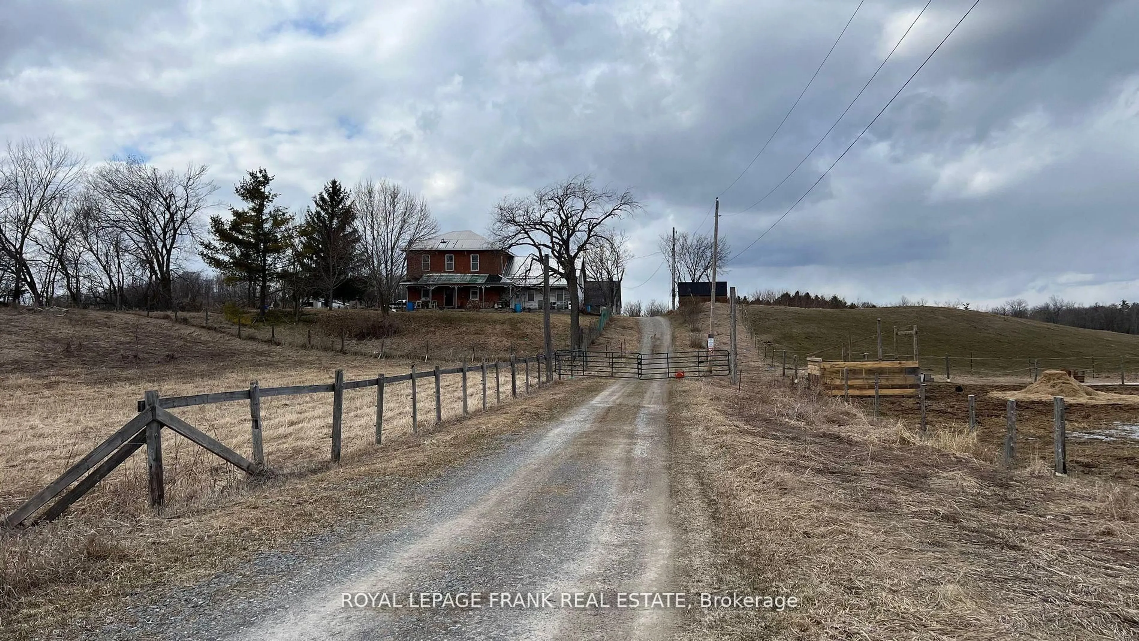 A pic from outside/outdoor area/front of a property/back of a property/a pic from drone, street for 2592 8th Line, Trent Hills Ontario K0L 1L0