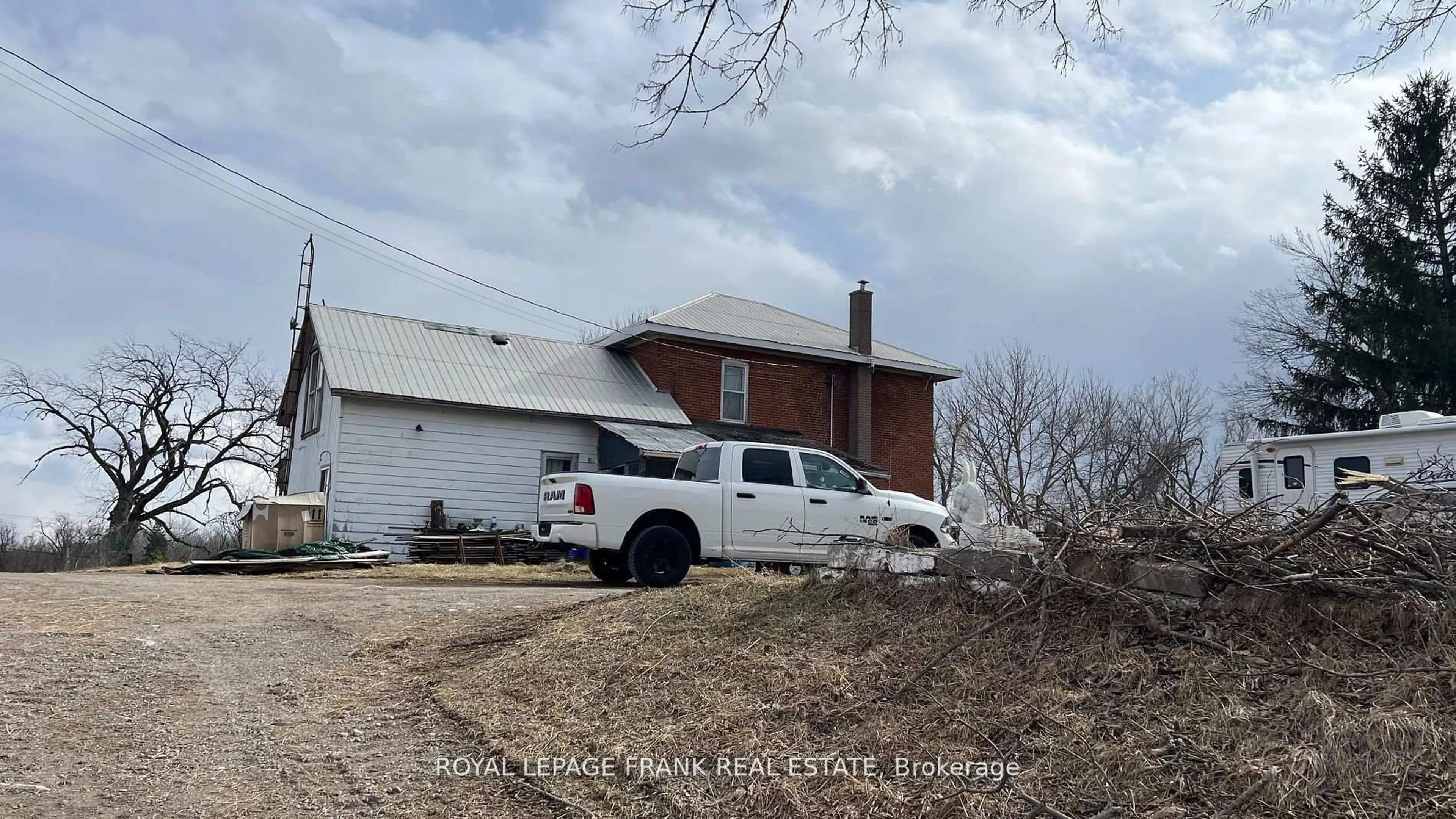 A pic from outside/outdoor area/front of a property/back of a property/a pic from drone, street for 2592 8th Line, Trent Hills Ontario K0L 1L0