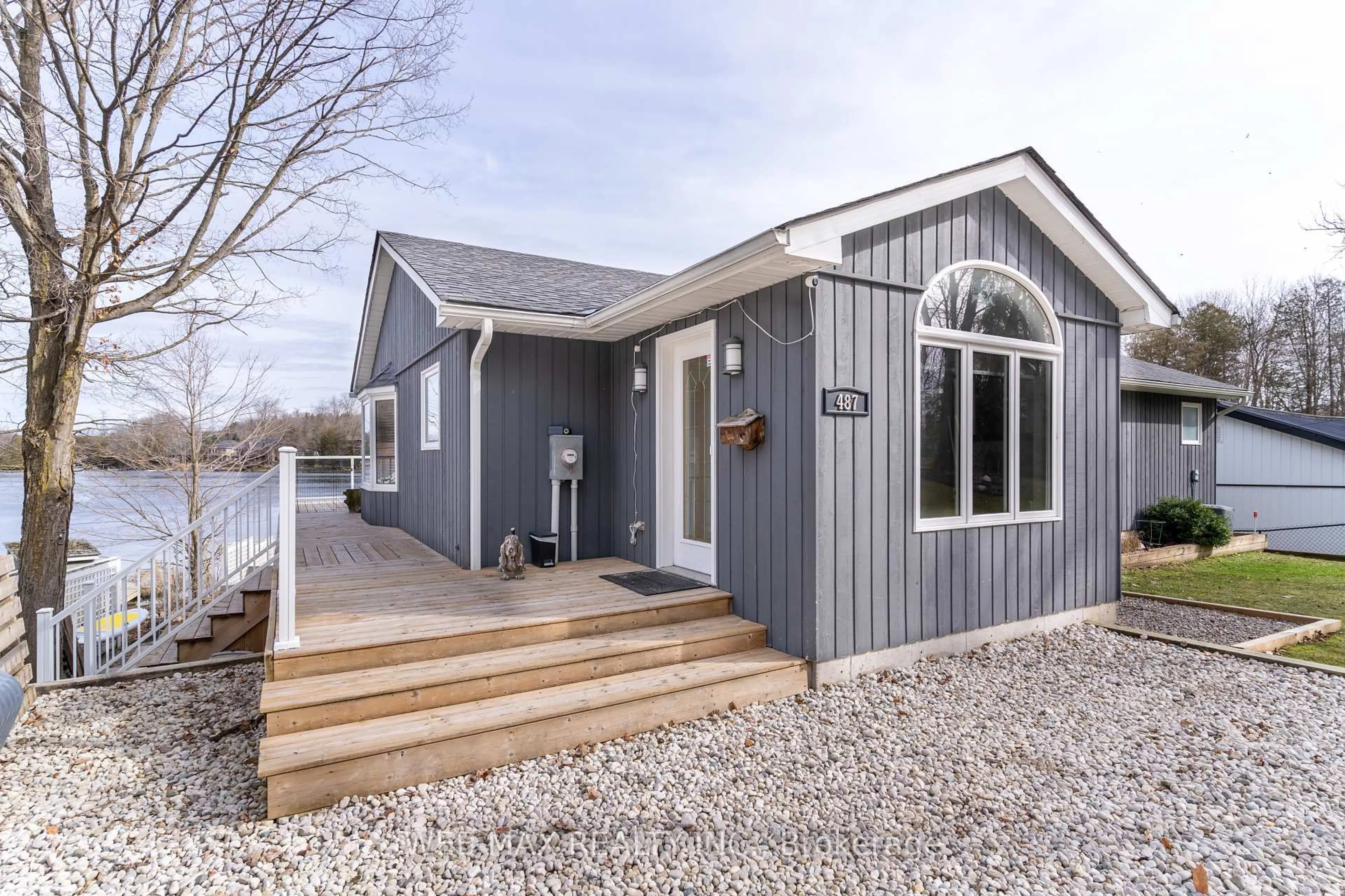 Home with vinyl exterior material, unknown for 487 Lake Rosalind Rd 4 Rd, Brockton Ontario N4N 3B9