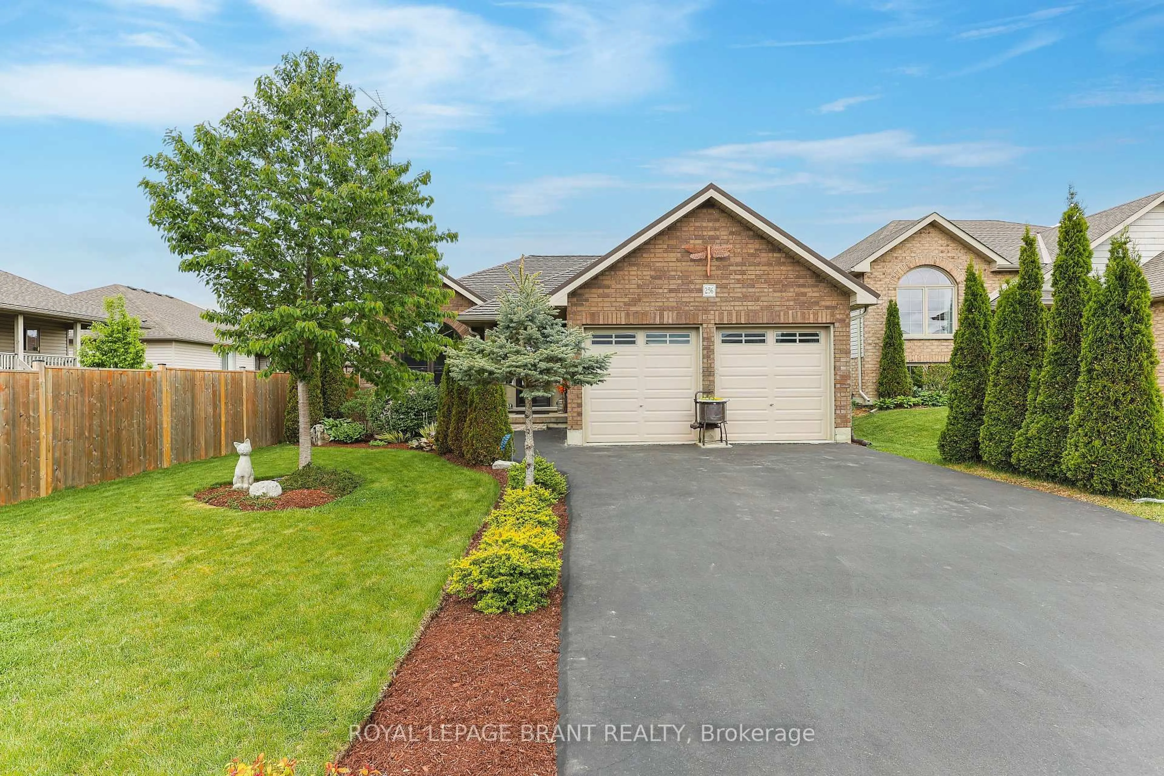 Unknown for 256 Donly Dr Dr, Haldimand Ontario N3Y 0B7