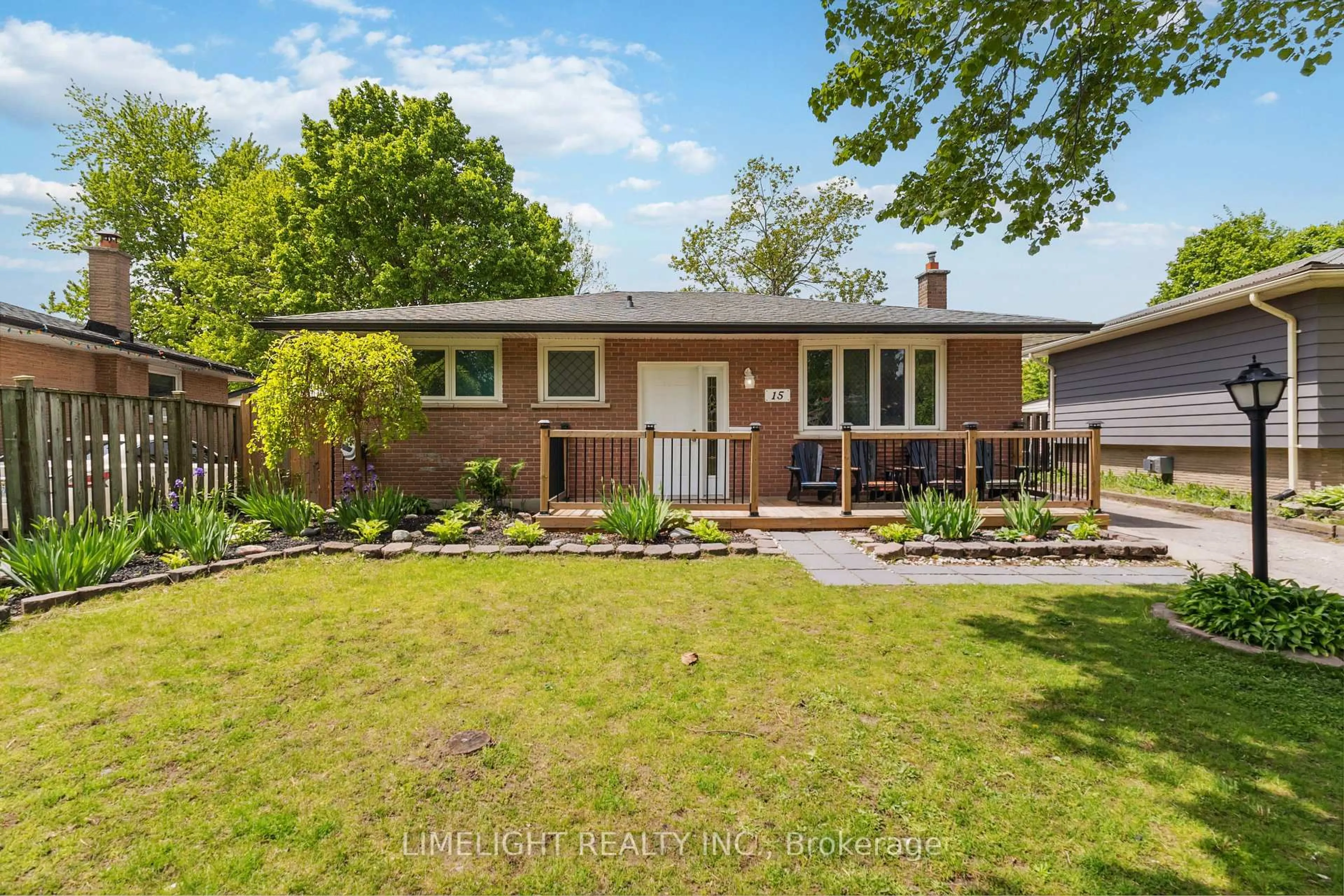 Unknown for 15 Oneida Rd, London East Ontario N5V 2X2