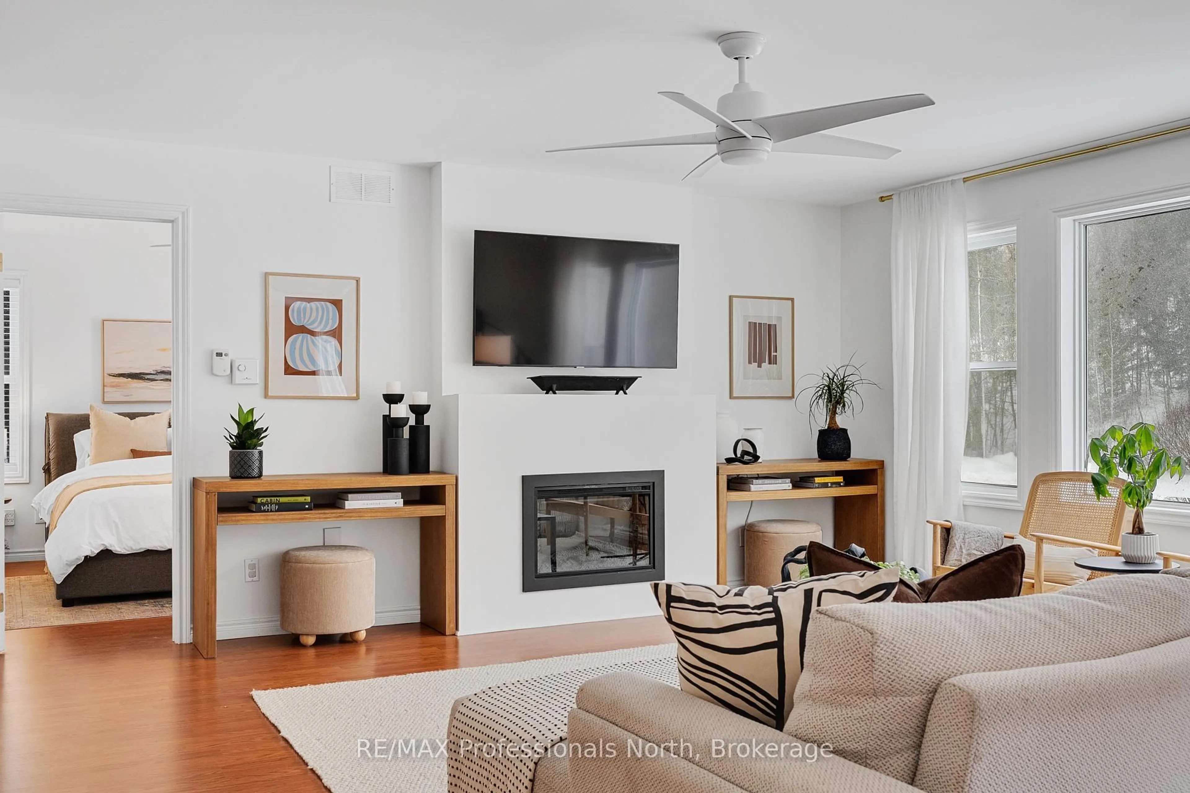Living room with furniture, unknown for 47 Farmcrest Ave, Dysart et al Ontario K0M 1S0
