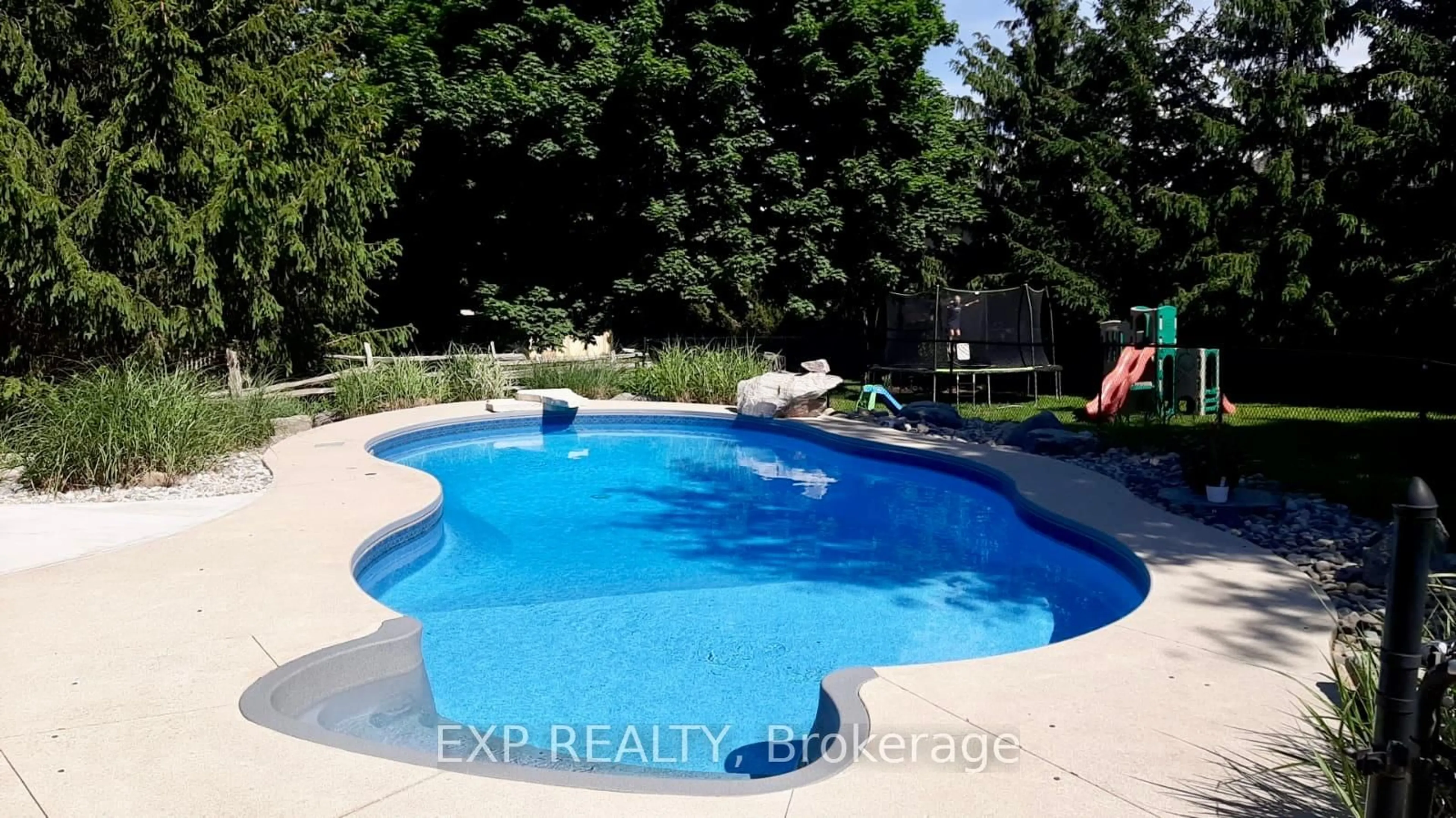 Pool for 13379 Ilderton Rd, Middlesex Centre Ontario N0M 2A0