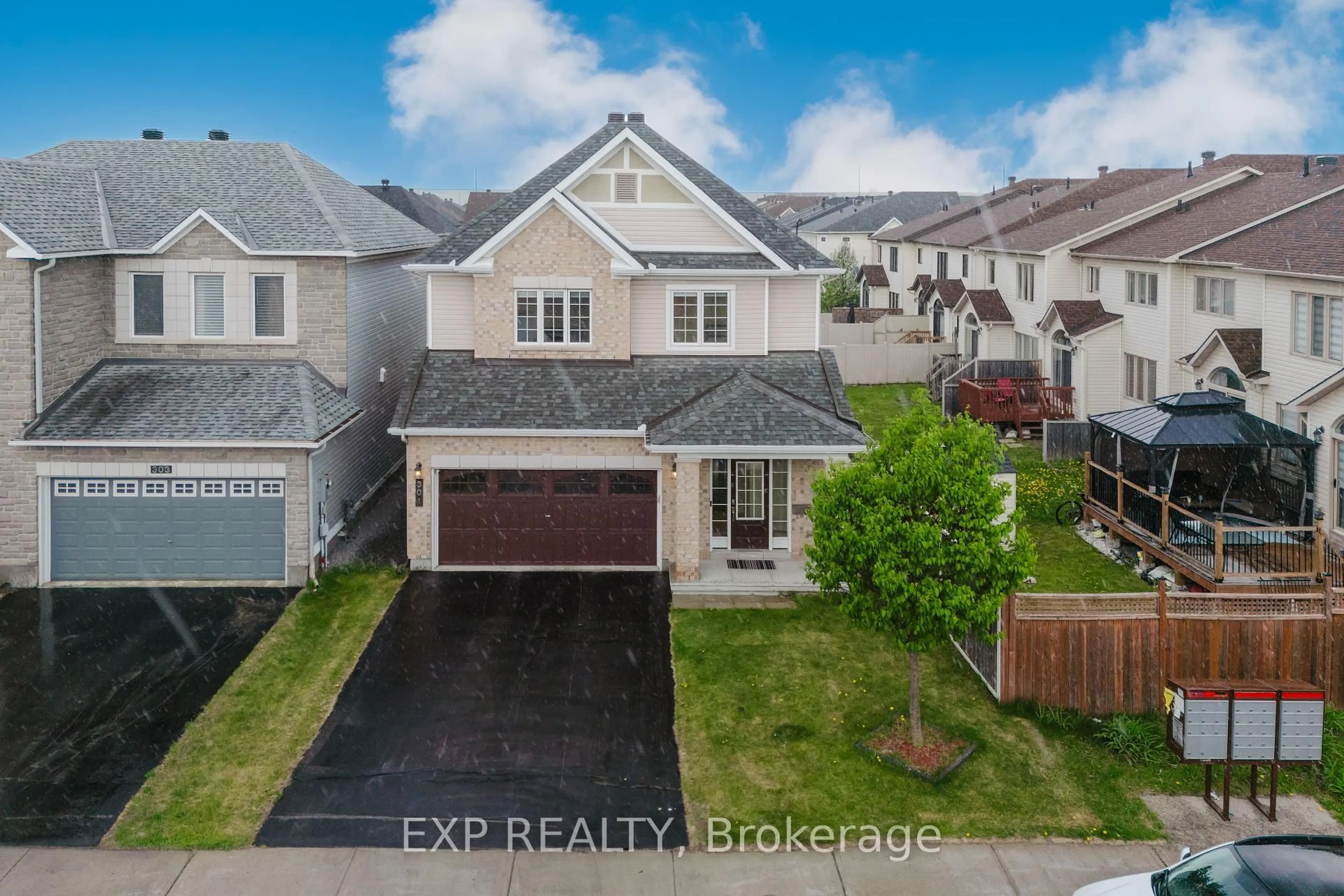 A pic from outside/outdoor area/front of a property/back of a property/a pic from drone, street for 301 Brettonwood Rdge, Ottawa Ontario K2T 0H8