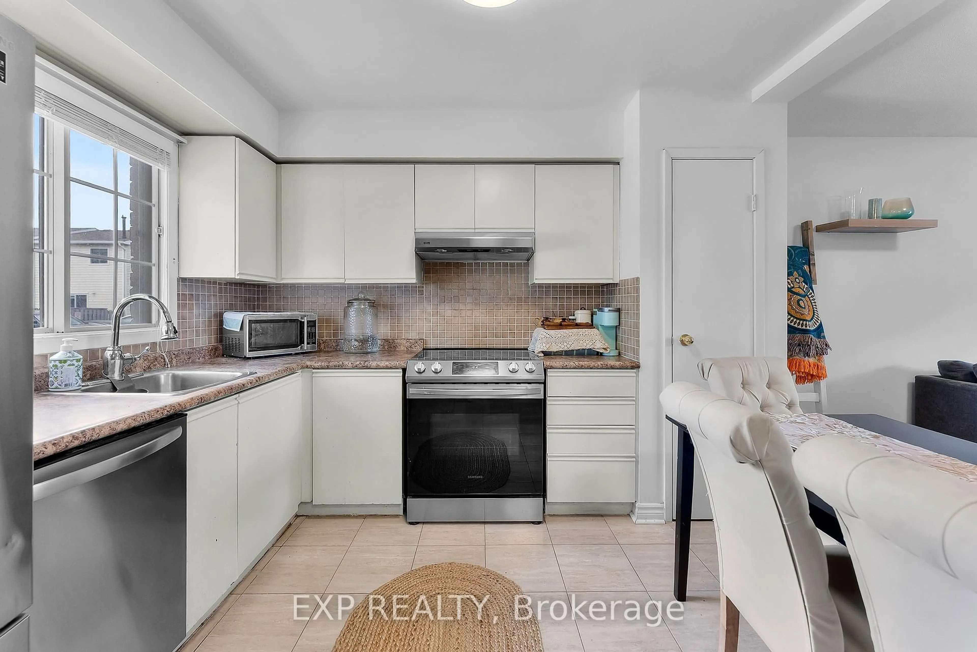 Standard kitchen, ceramic/tile floor for 8141 Coventry Rd #84, Niagara Falls Ontario L2H 2X7