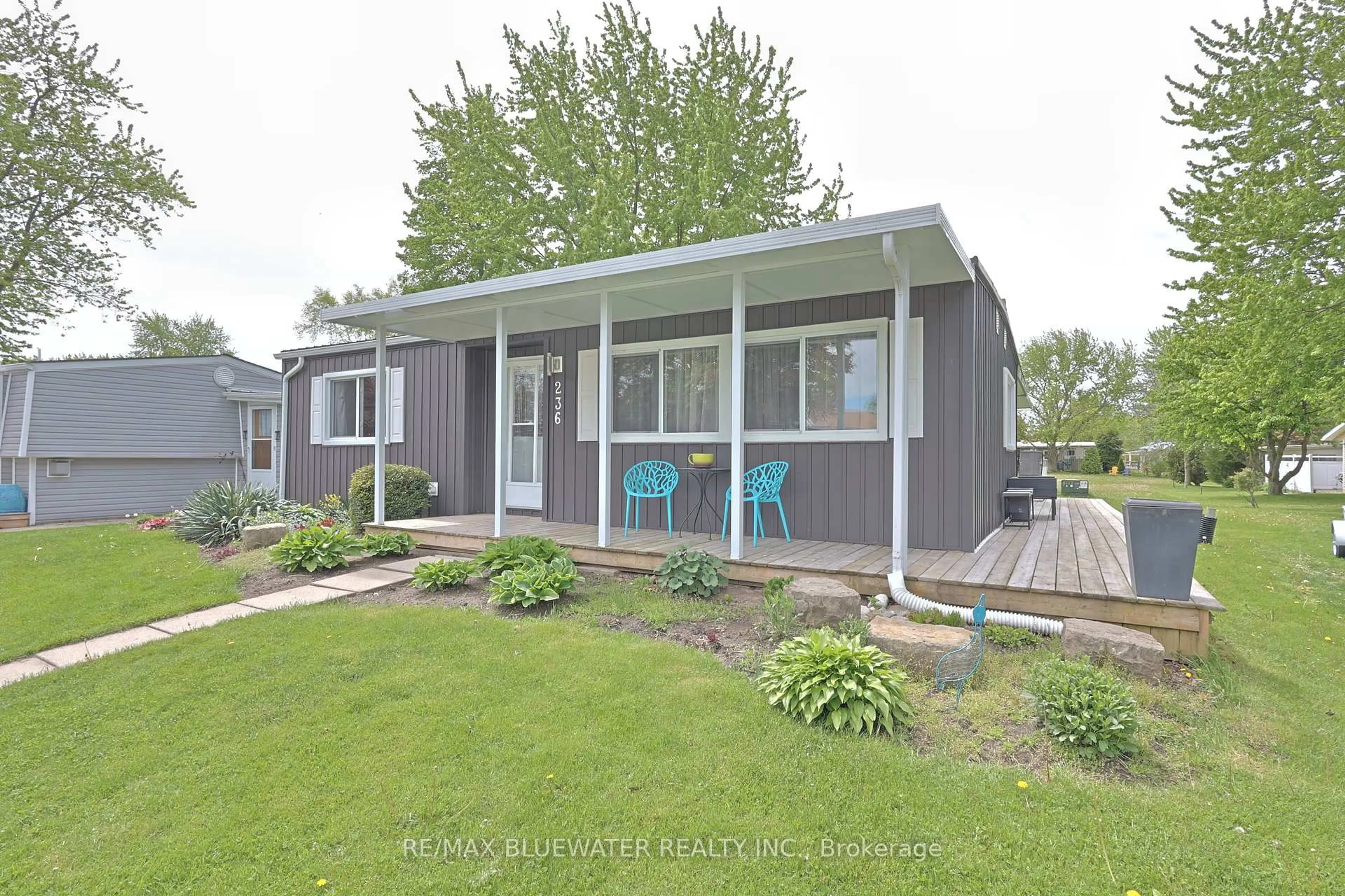 Home with vinyl exterior material, street for 236 Pebble Beach Pkwy, South Huron Ontario N0M 1T0