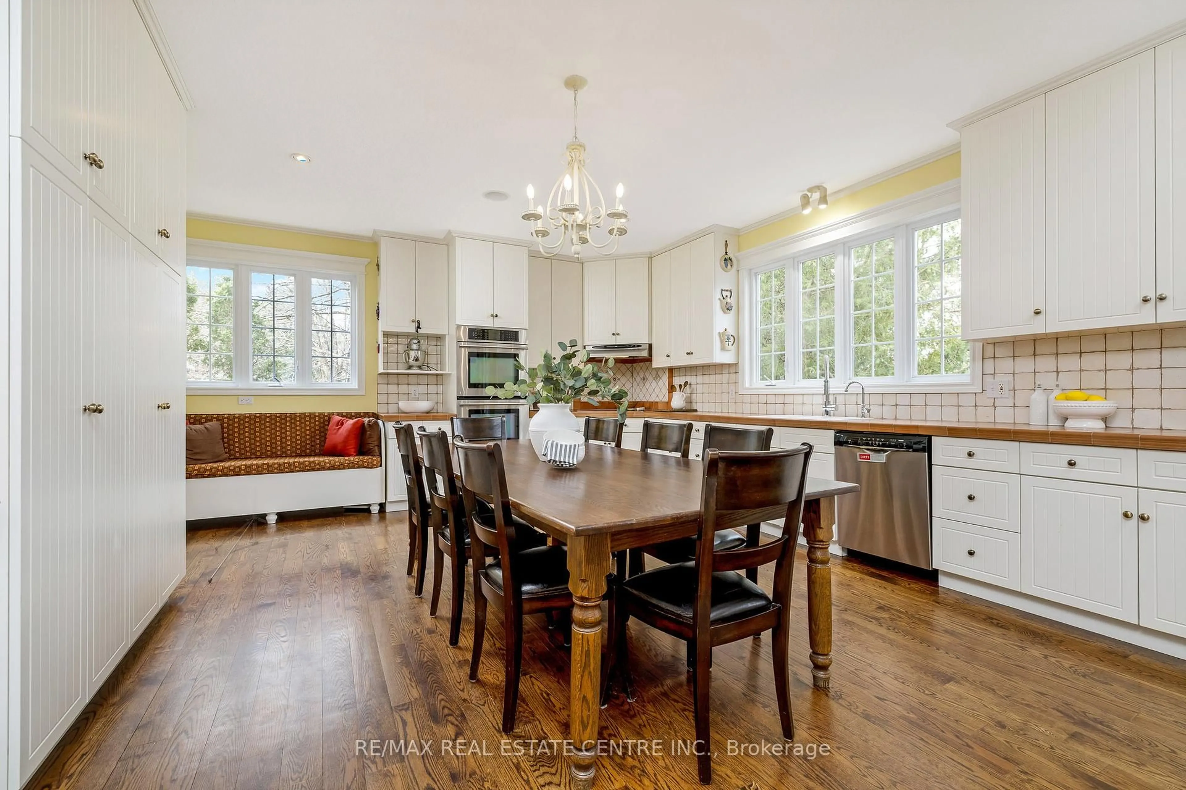Open concept kitchen, ceramic/tile floor for 168 Palmer St, Guelph Ontario N1E 2R6