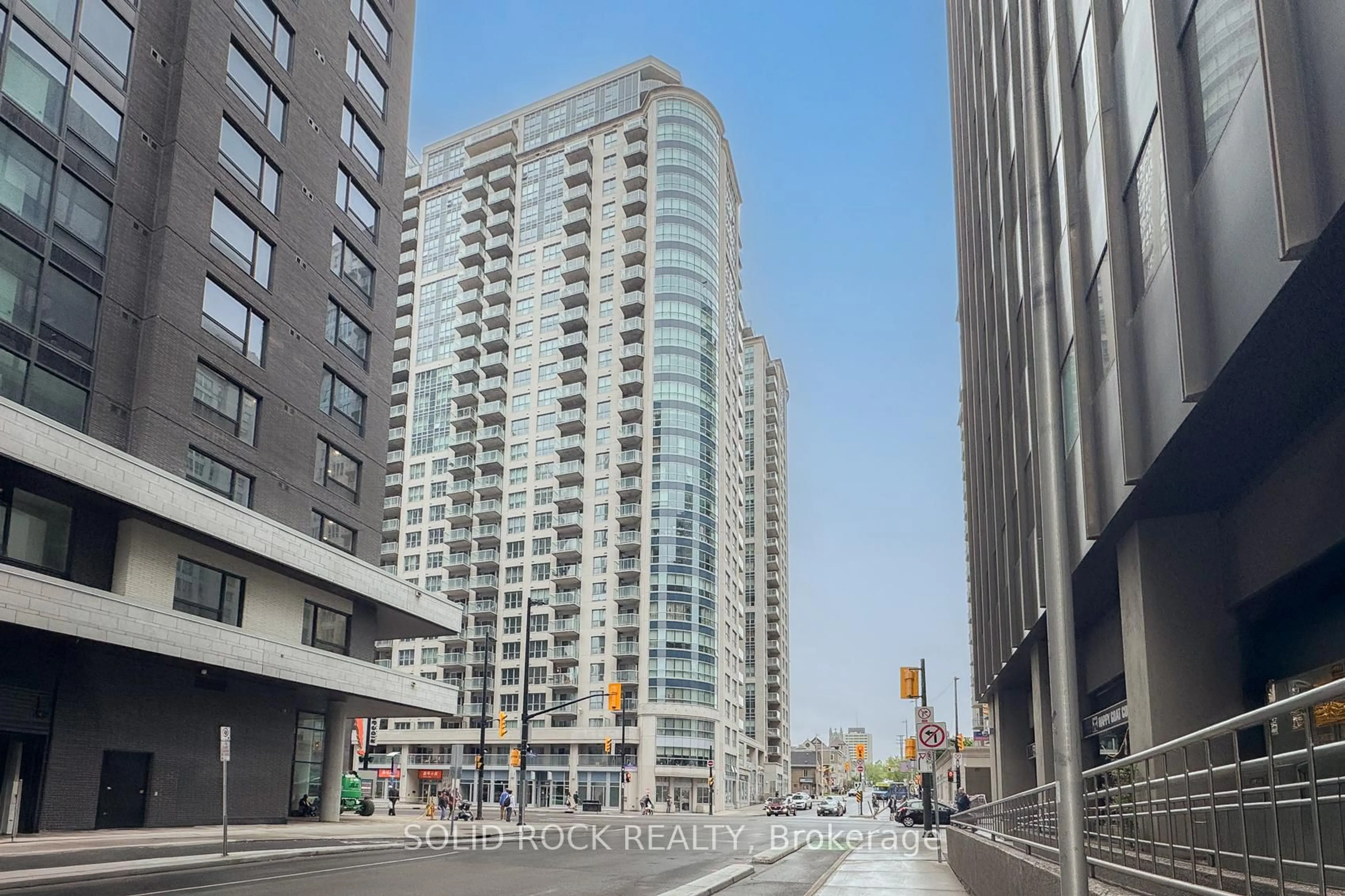 Unknown for 242 Rideau St #502, Ottawa Ontario K1N 0B7