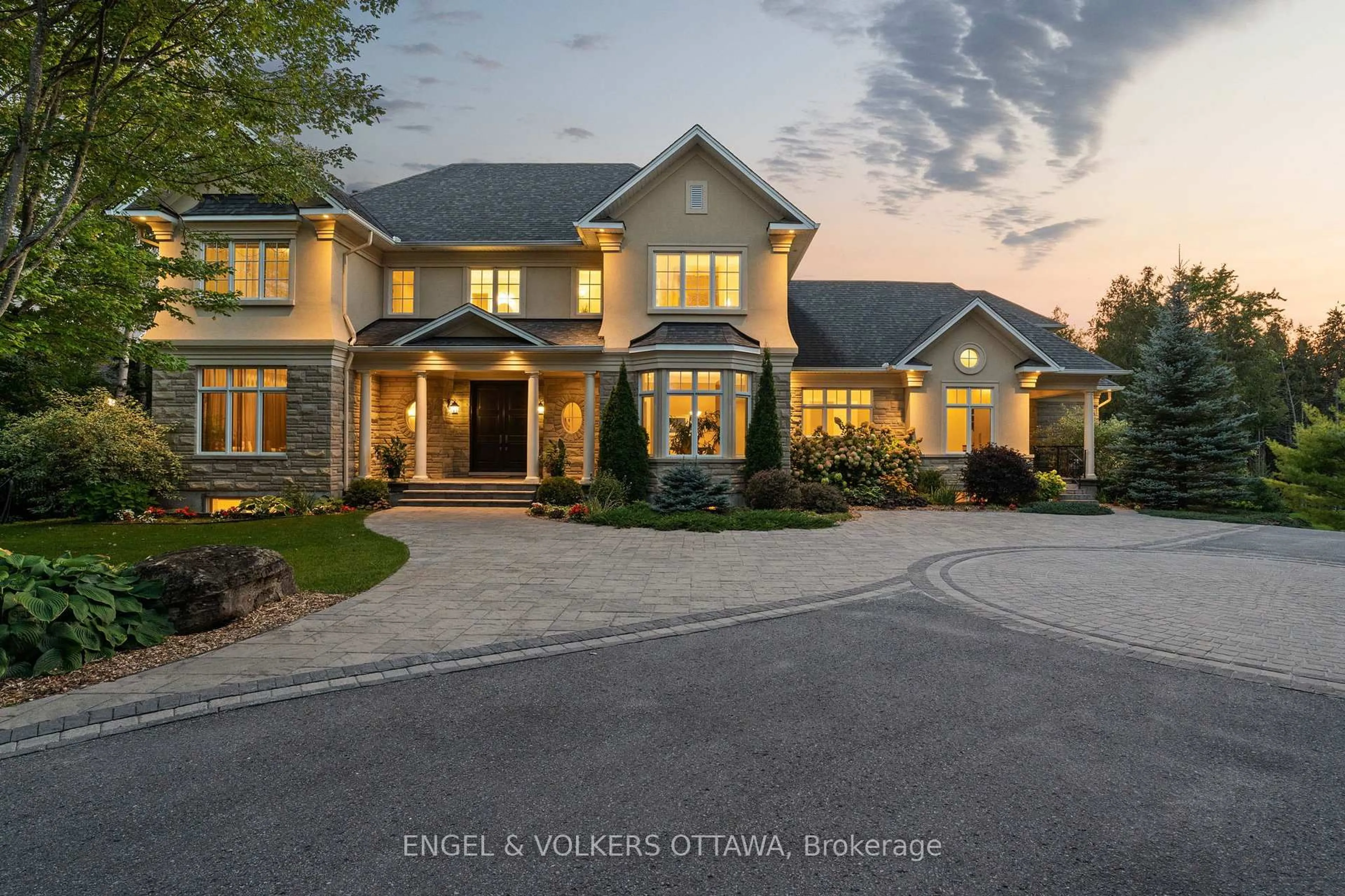 Home with brick exterior material, water/lake/river/ocean view for 1408 Blackhorse Crt, Manotick Ontario K4M 0A6