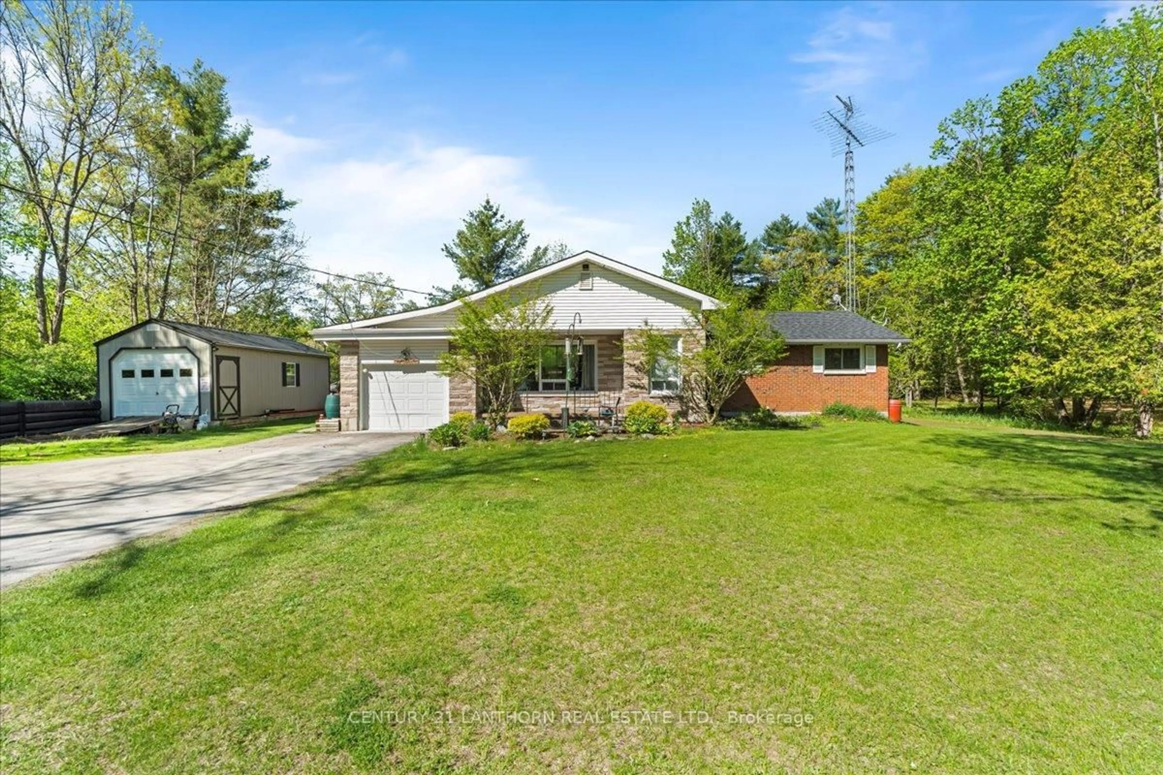 A pic from outside/outdoor area/front of a property/back of a property/a pic from drone, street for 152 McCleary Rd, Limoges Ontario K0K 2M0