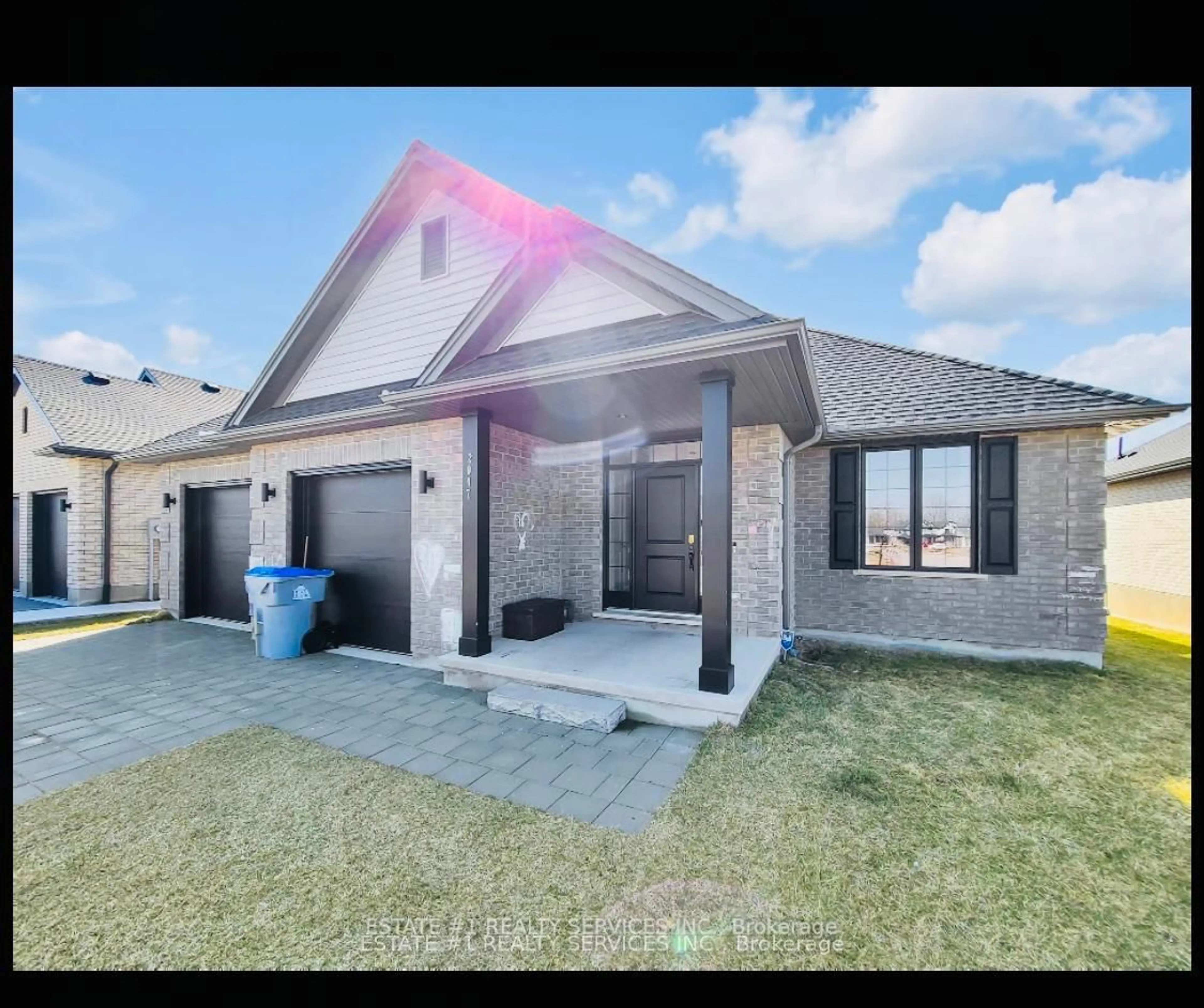 Home with brick exterior material, unknown for 2047 Lockwood Cres, Strathroy-Caradoc Ontario N0L 1W0
