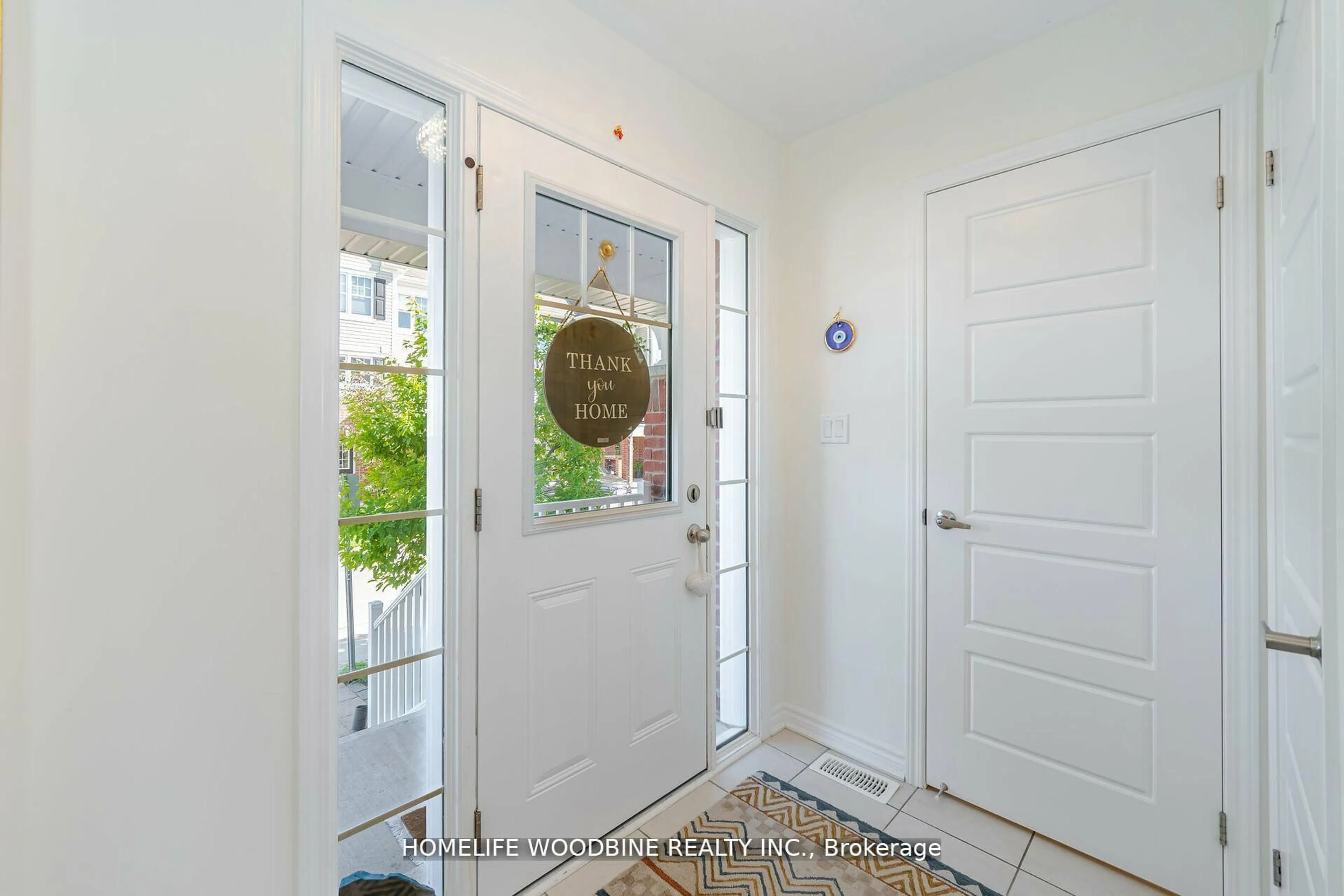Indoor entryway for 143 Ridge Rd #18, Cambridge Ontario N3E 0C7