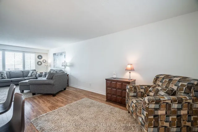 Additional property image - 34 Palm Crt