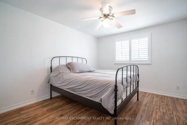 Additional property image - 34 Palm Crt