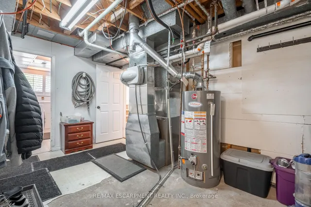 Additional property image - 34 Palm Crt