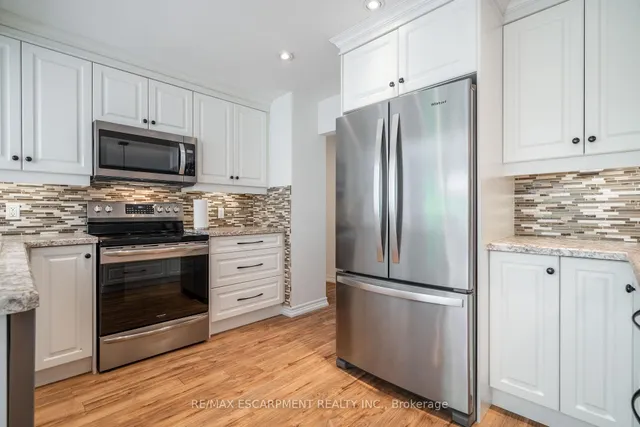 Additional property image - 34 Palm Crt