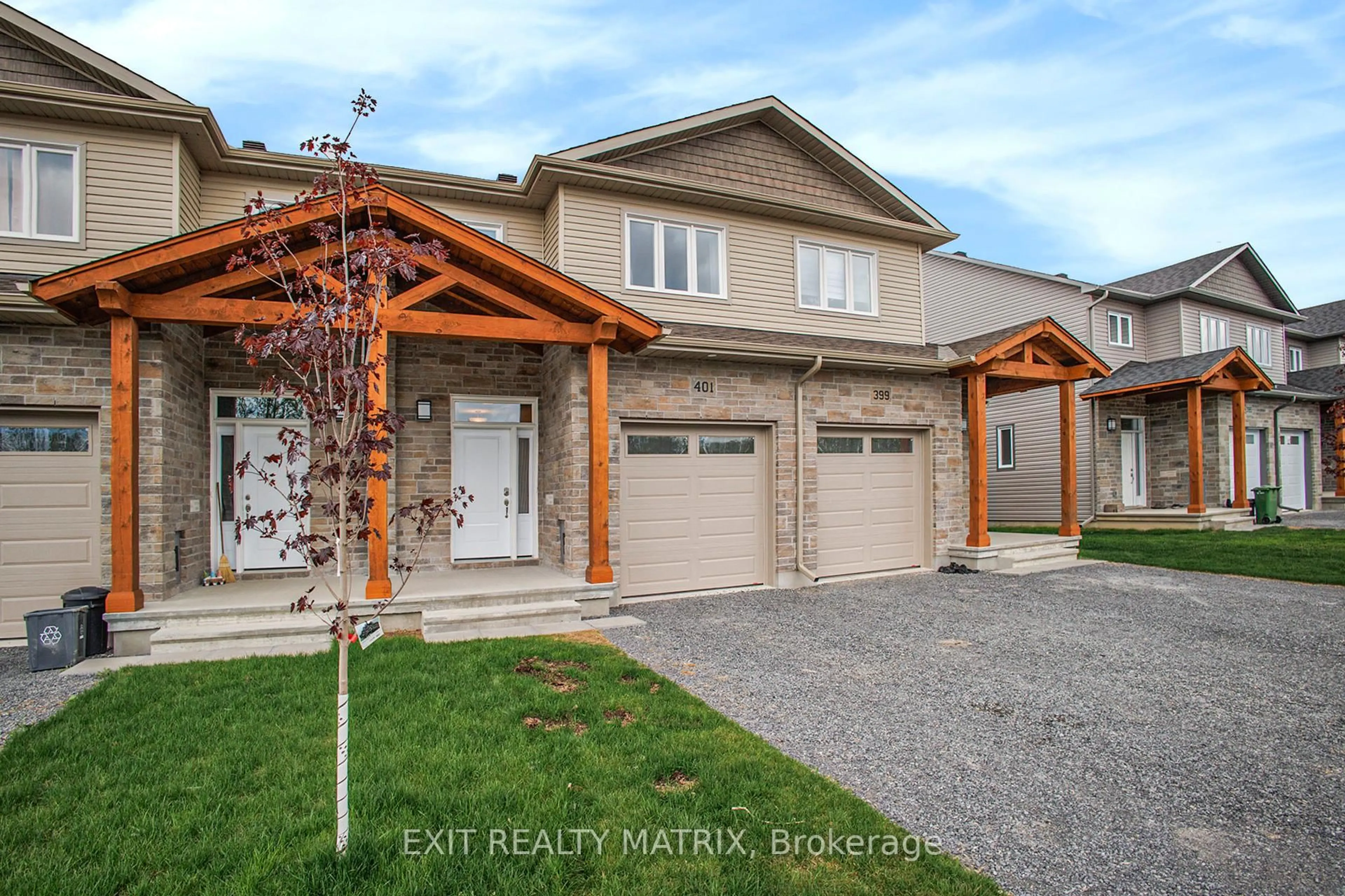 Unknown for 401 Voyageur Pl, Russell Ontario K0A 1W1