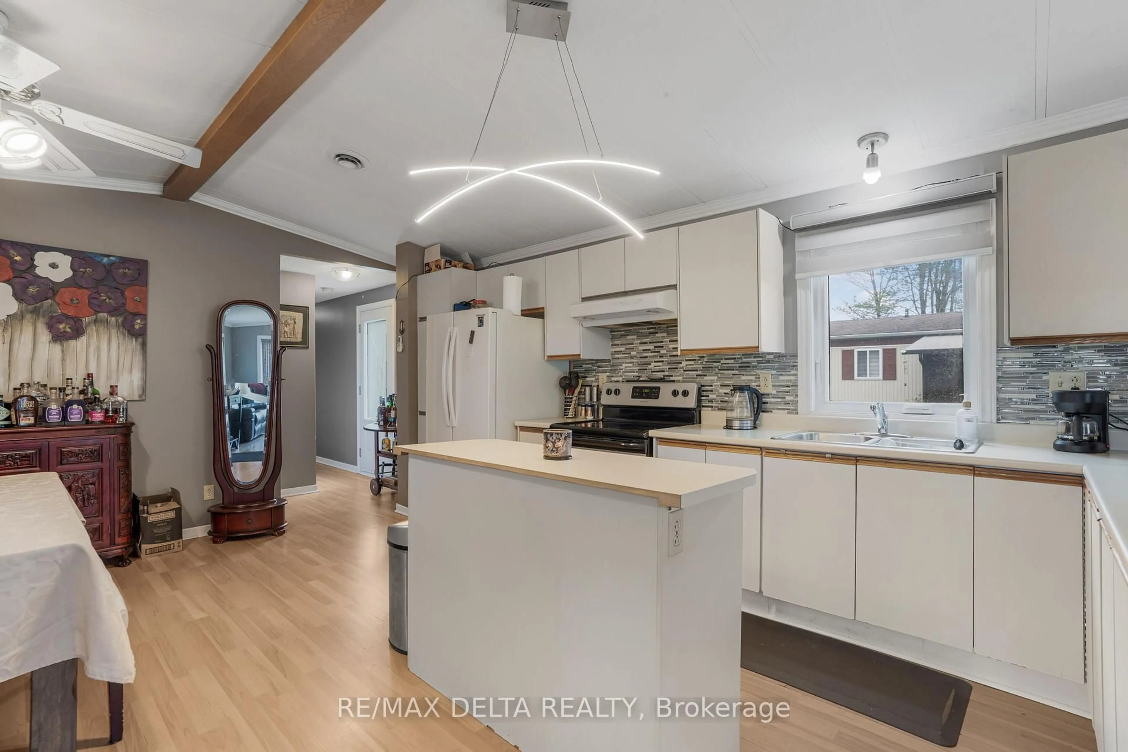 Open concept kitchen, unknown for 5279 County Road 17 Rd #2, Alfred and Plantagenet Ontario K0B 1A0