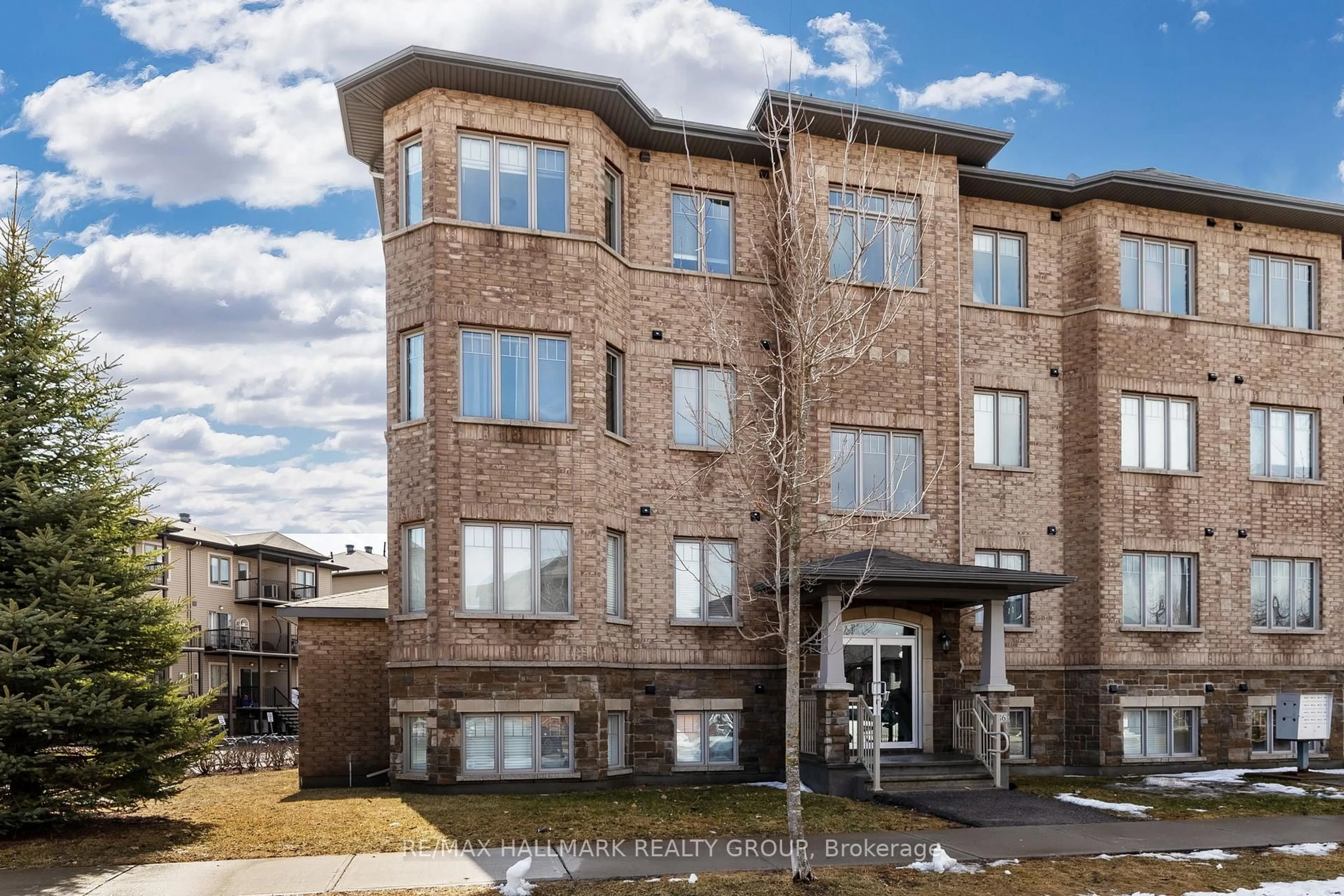 Home with brick exterior material, building for 486 Via Verona Ave #7, Ottawa Ontario K2J 6B3