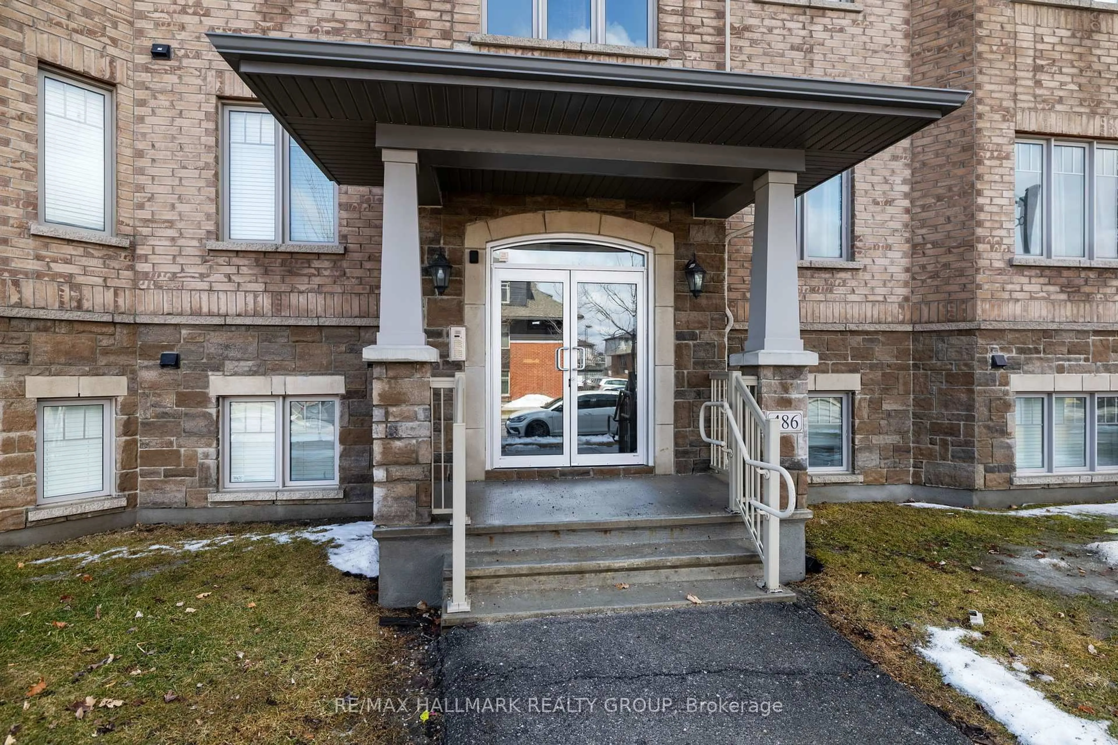 Unknown for 486 Via Verona Ave #7, Ottawa Ontario K2J 6B3