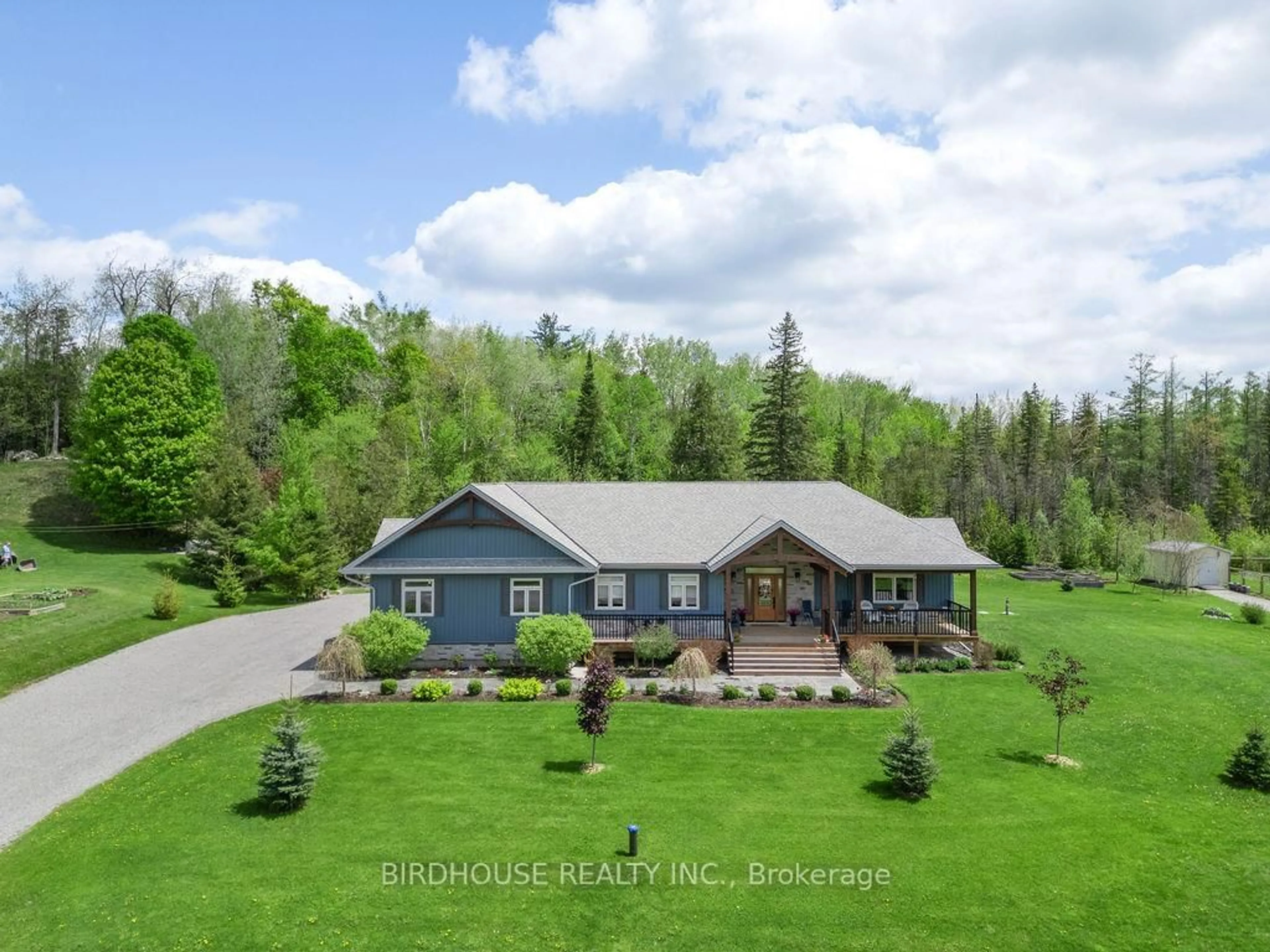A pic from outside/outdoor area/front of a property/back of a property/a pic from drone, unknown for 243 Francis St, Kawartha Lakes Ontario K0M 1N0