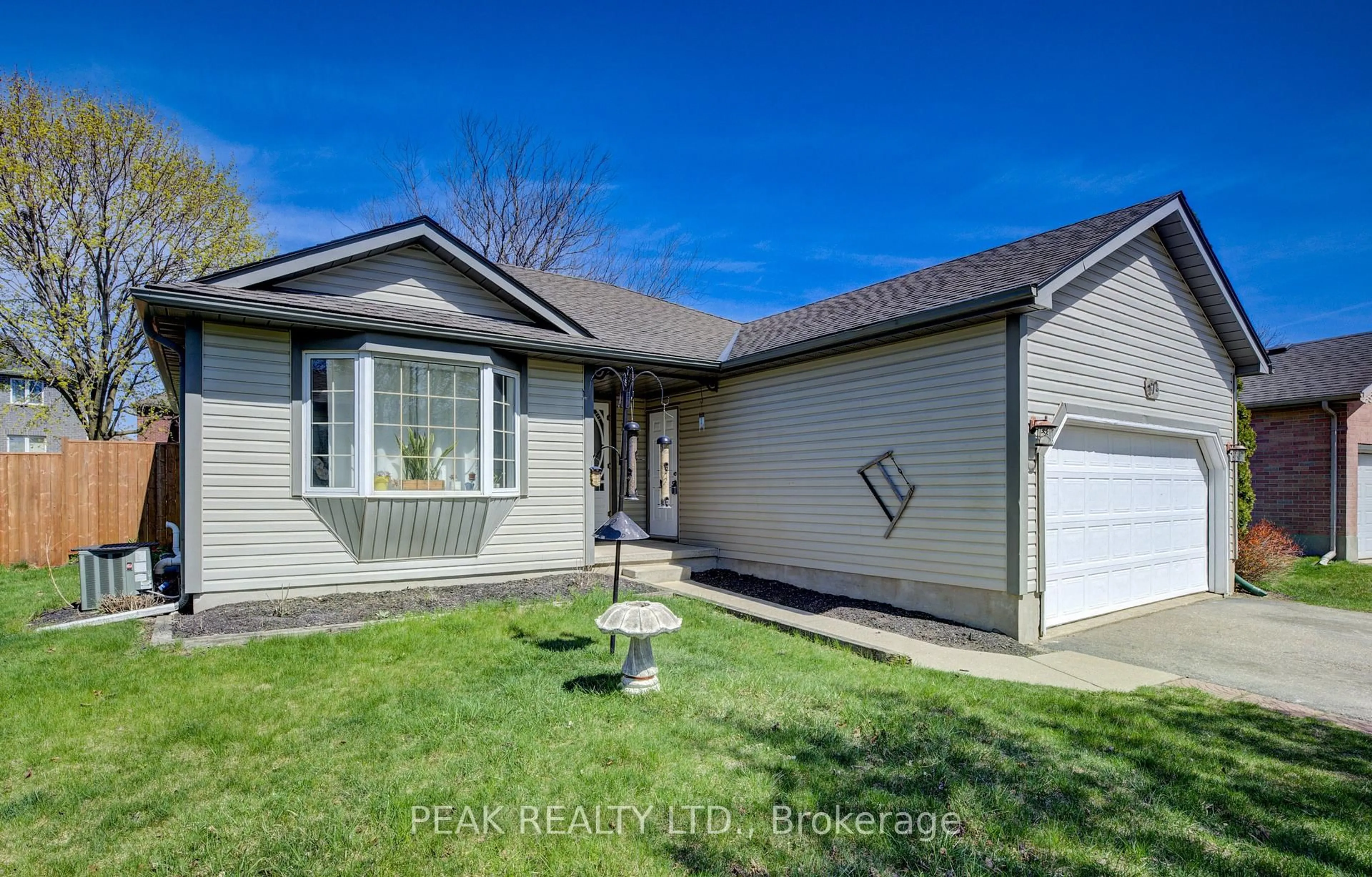 Home with vinyl exterior material, street for 272 Fennel St, Blandford-Blenheim Ontario N0J 1S0