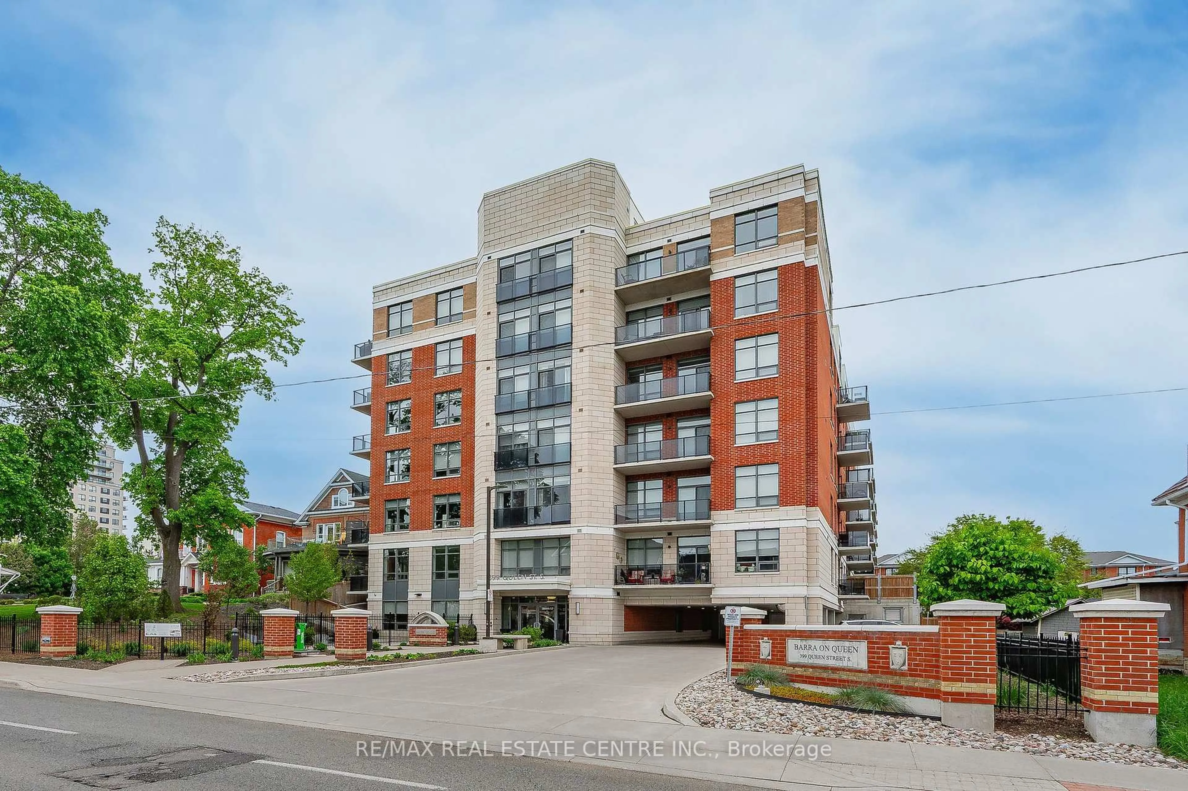 Unknown for 399 QUEEN St #202, Kitchener Ontario N2G 0C4