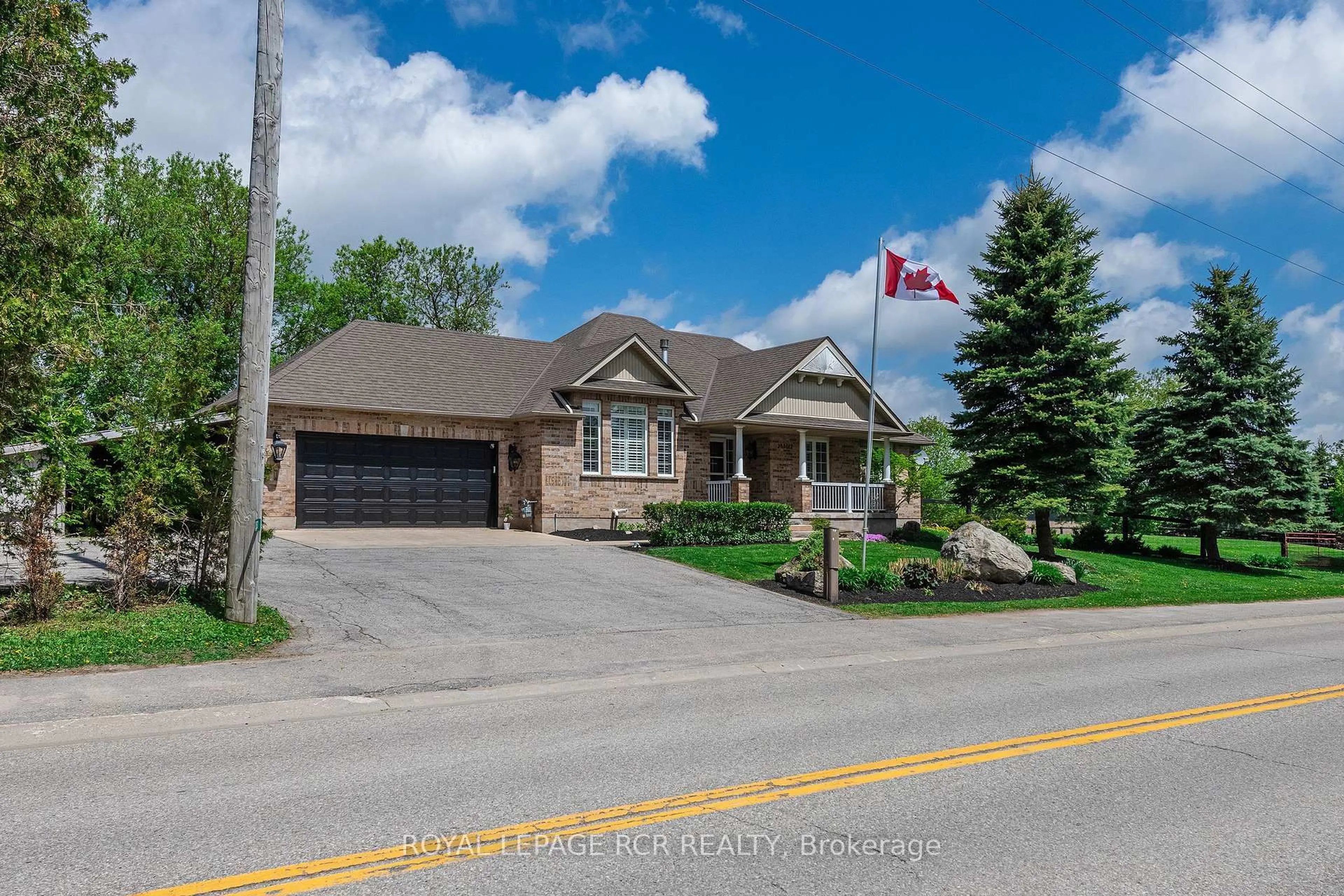 Home with brick exterior material, street for 285017 COUNTY ROAD 10, Amaranth Ontario L9W 0Y6