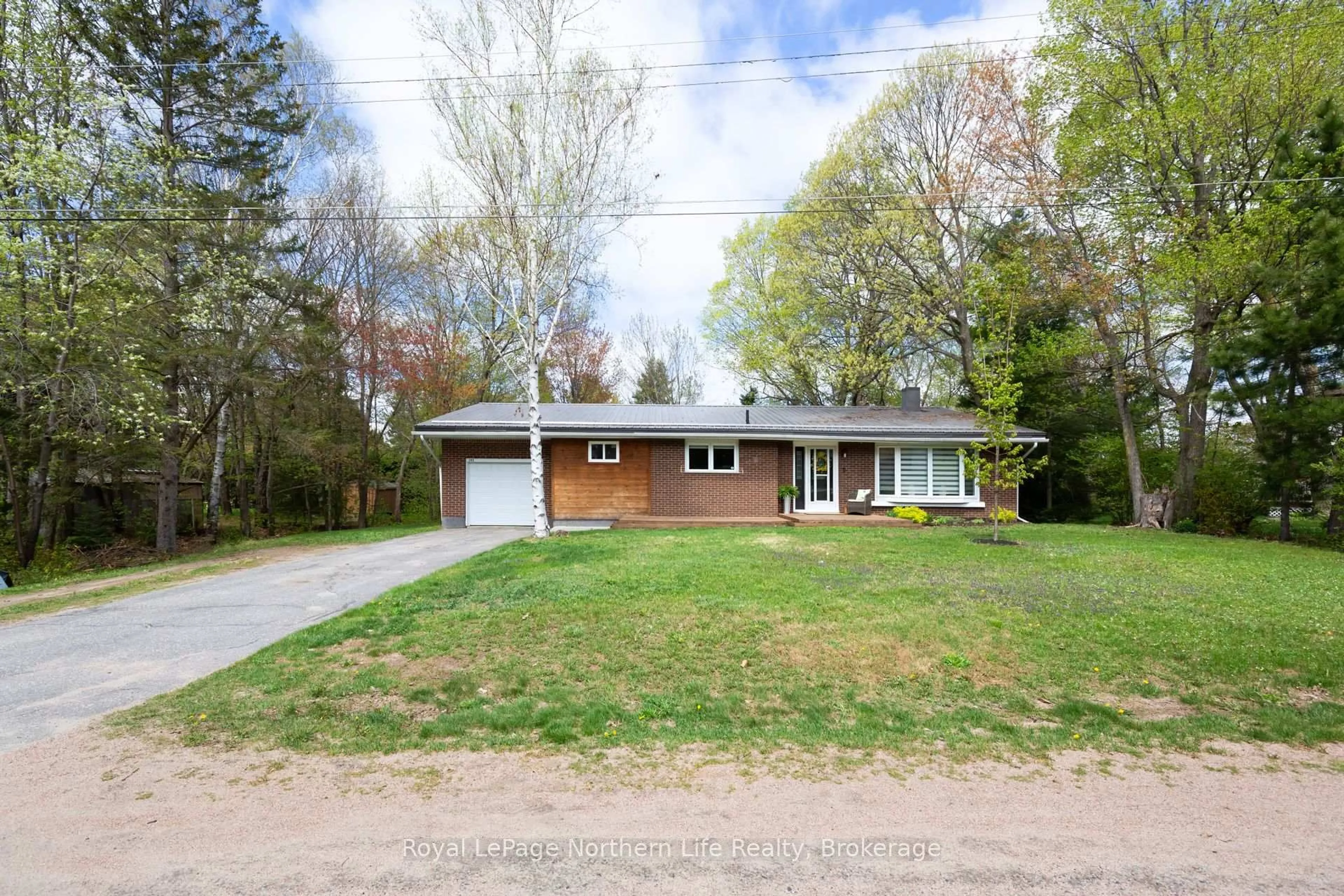 A pic from outside/outdoor area/front of a property/back of a property/a pic from drone, street for 183 Bryan Rd, North Bay Ontario P1C 1C1