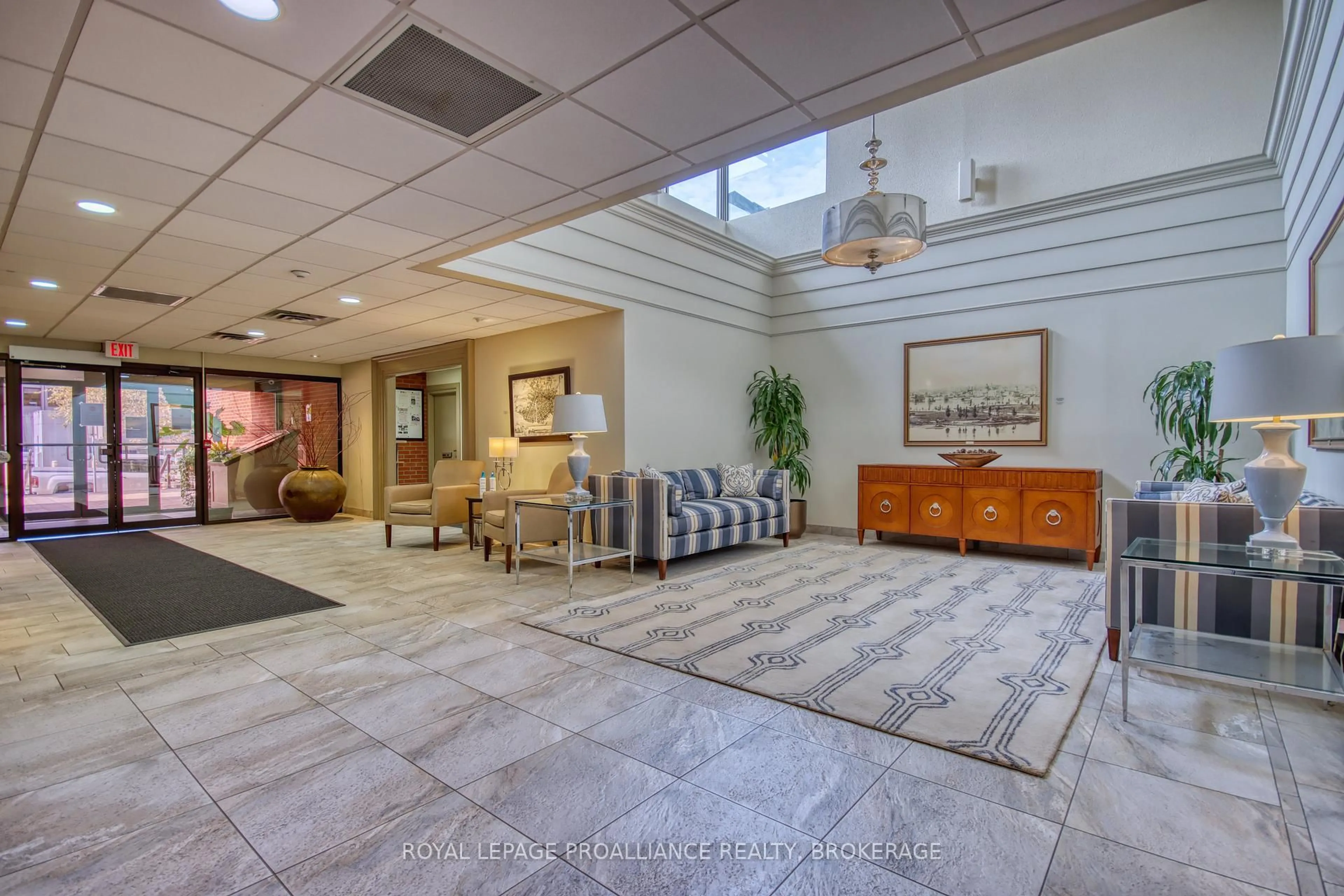 Lobby for 165 ONTARIO St #702, Kingston Ontario K7L 2Y6