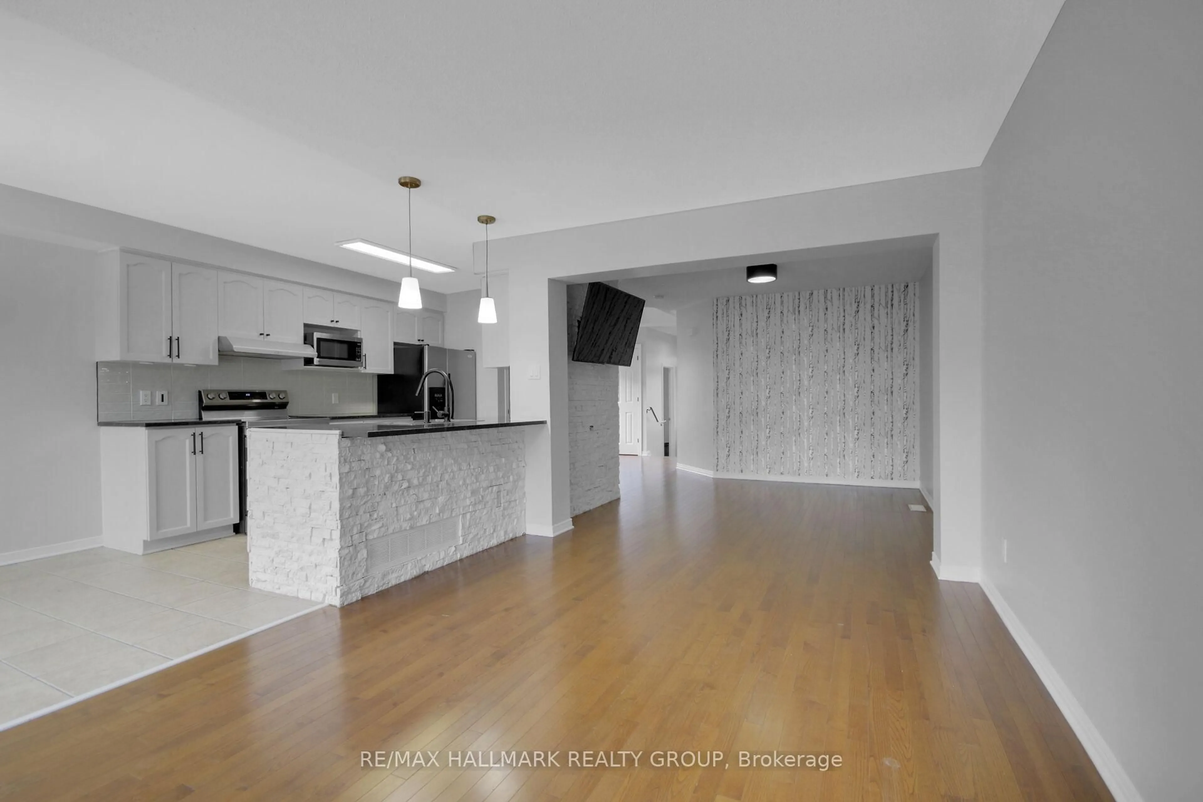 Open concept kitchen, unknown for 174 Gatespark Private, Kanata Ontario K2T 1K9