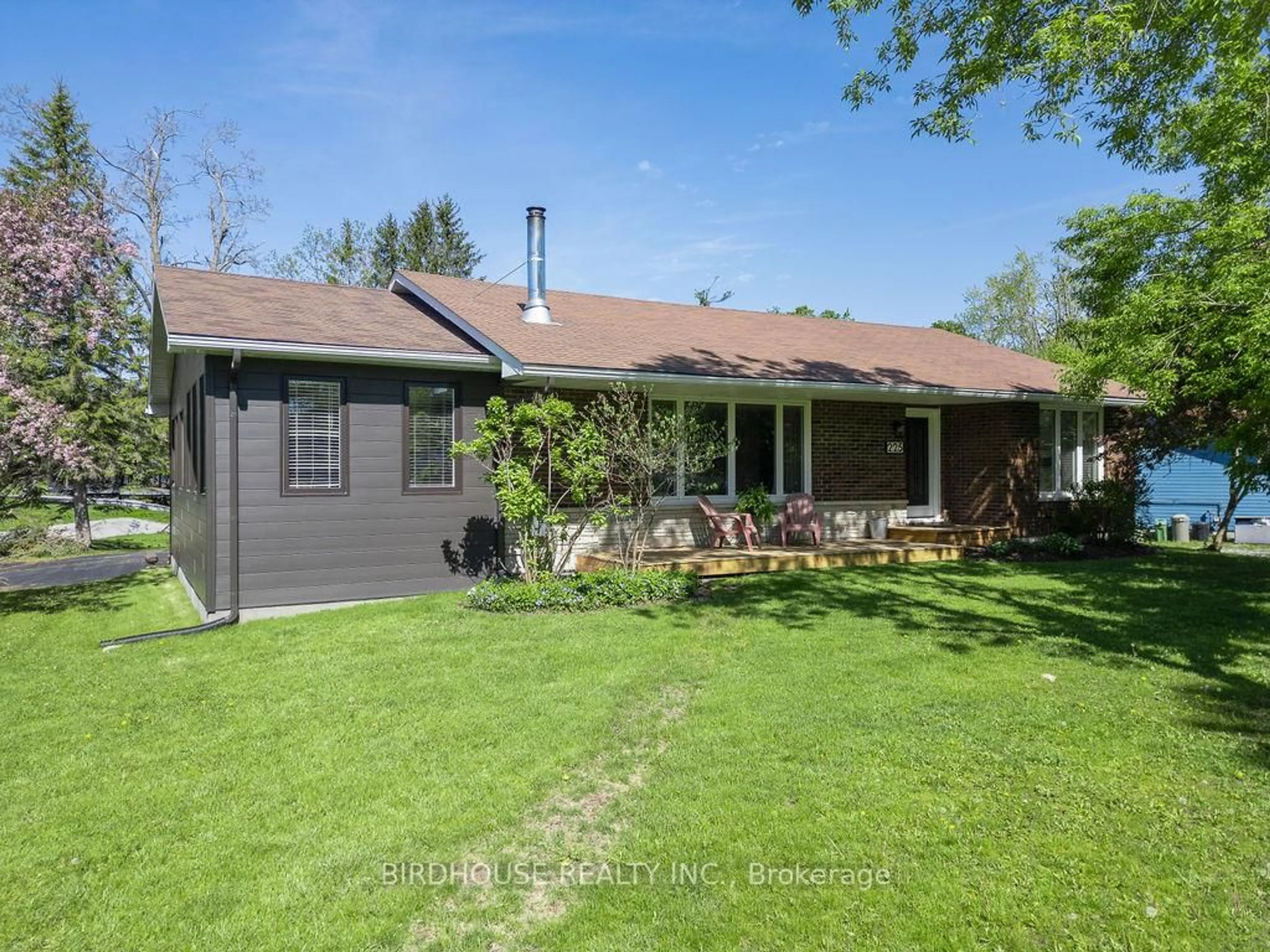 Unknown for 225 Clifton St, Kawartha Lakes Ontario K0M 1N0