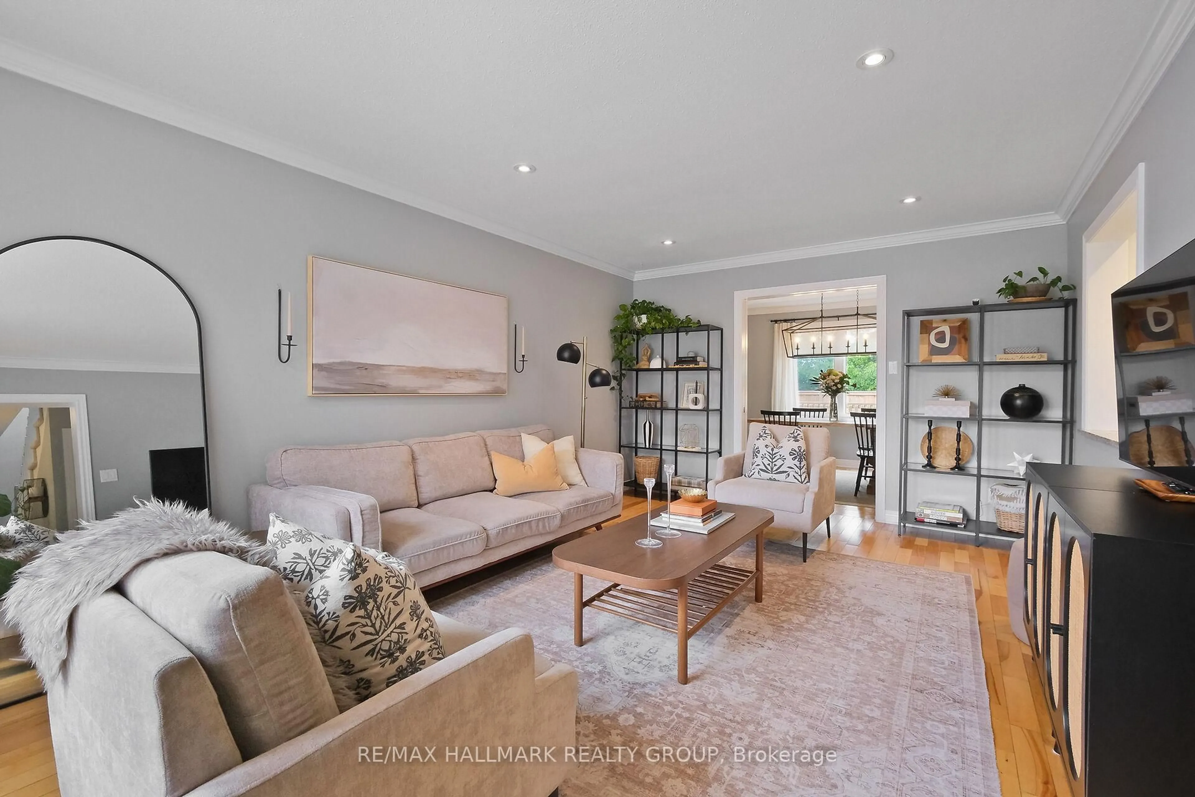 Living room with furniture, unknown for 35 Willow Glen Dr, Ottawa Ontario K2M 1K8