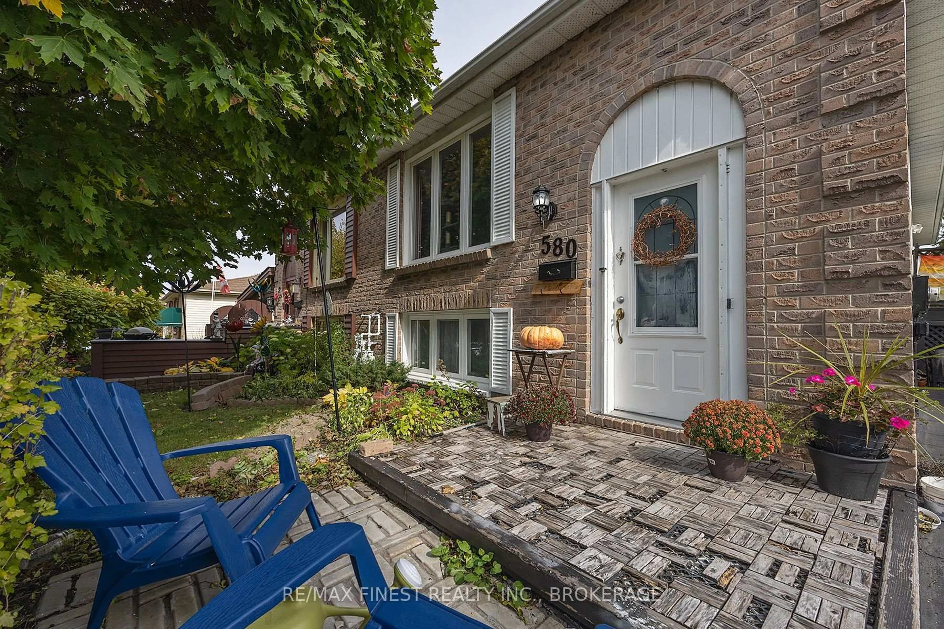 Home with brick exterior material, street for 580 Gavin Crt, Kingston Ontario K7M 8B3