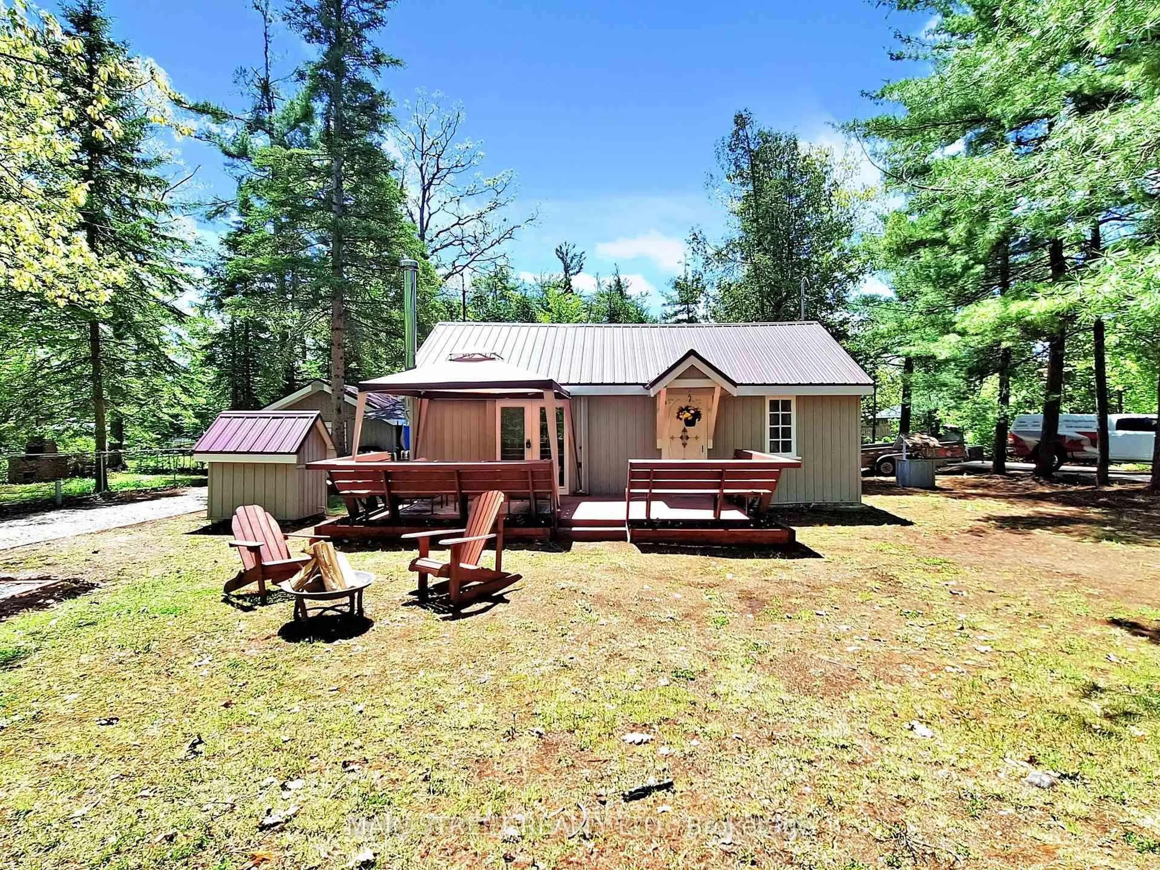 Patio, forest/trees view for 2 Cedarhurst Ave, Kawartha Lakes Ontario K0M 1N0
