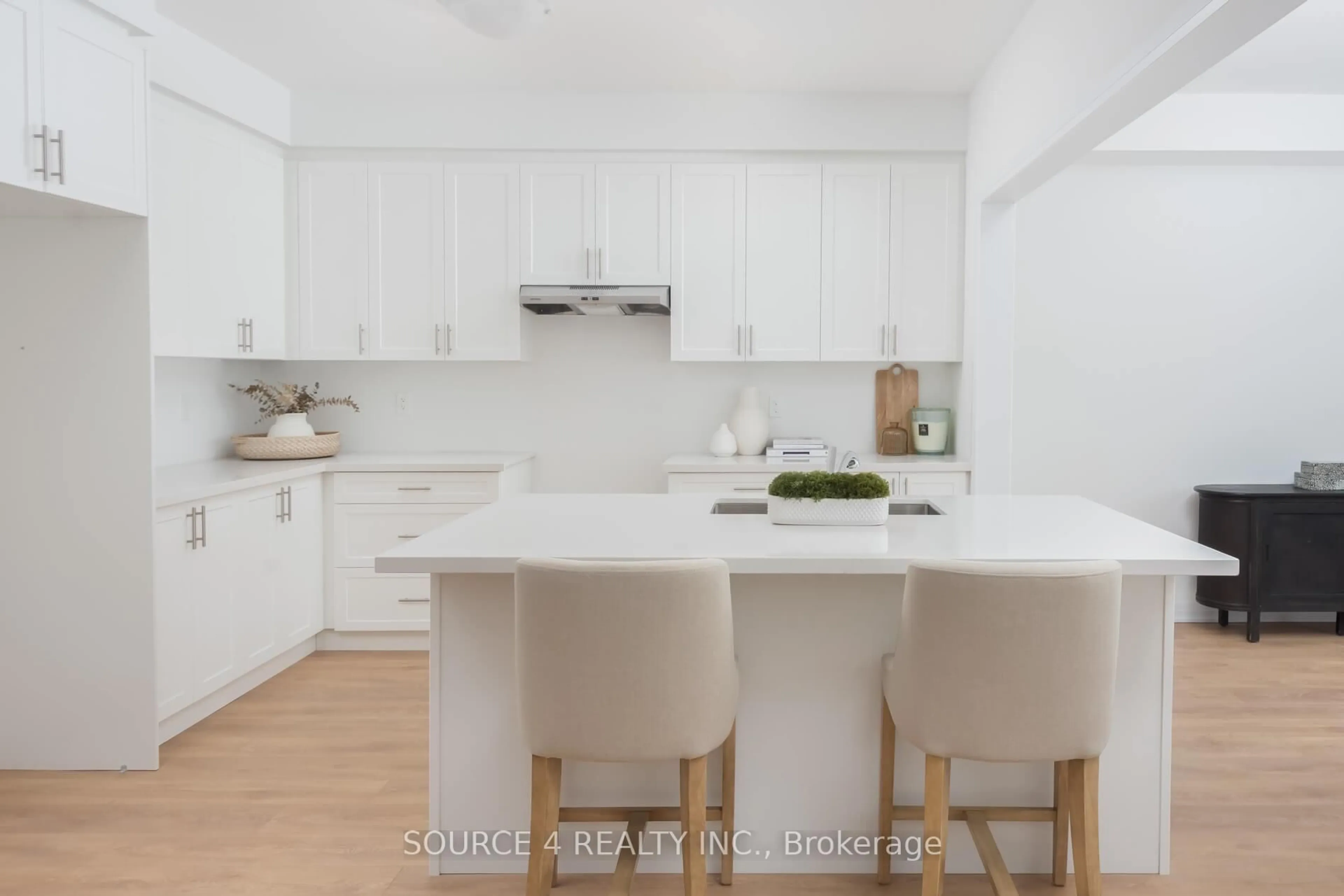 Open concept kitchen, unknown for 88 Brown St, Erin Ontario N0B 1T0