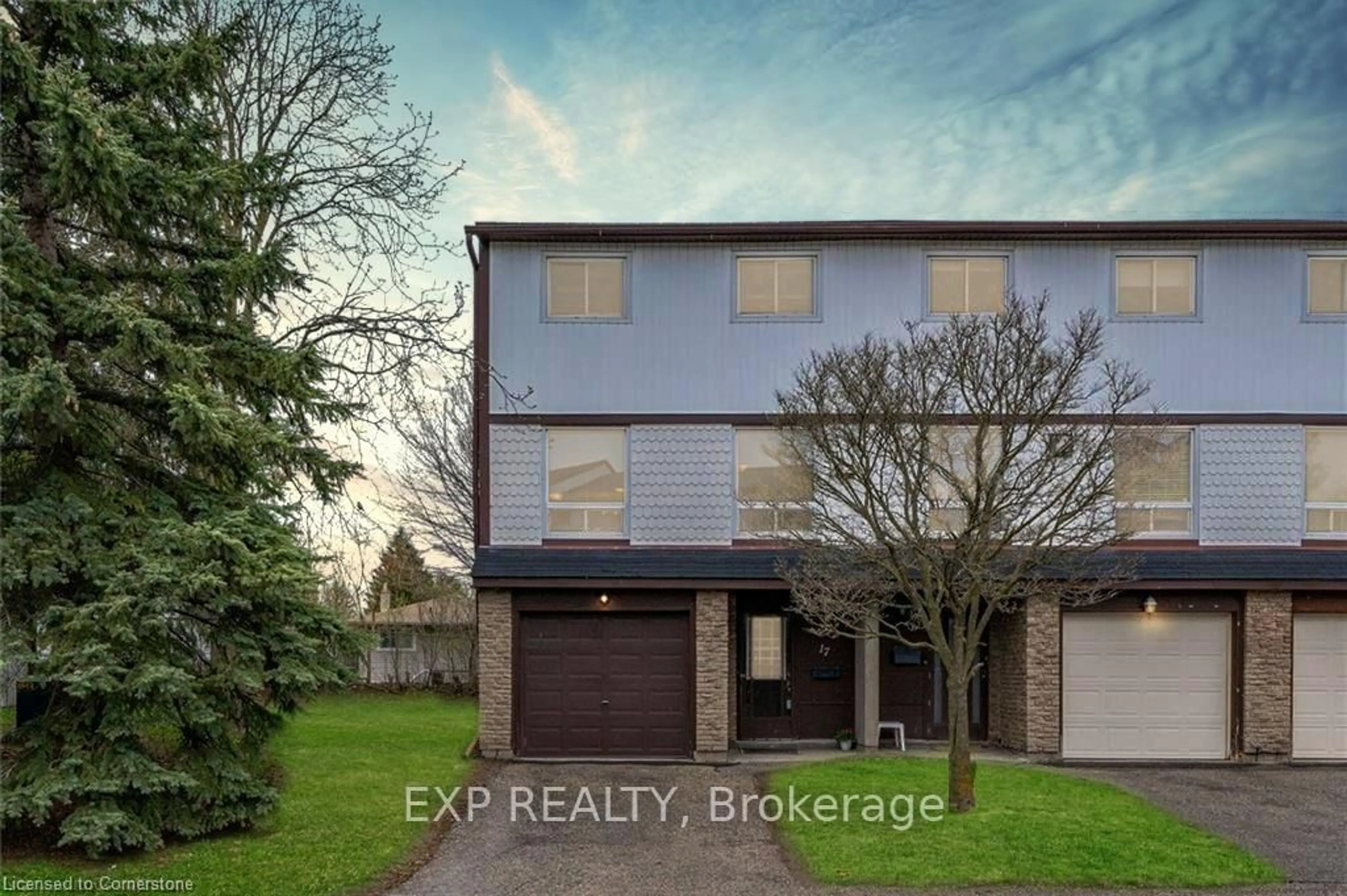 A pic from outside/outdoor area/front of a property/back of a property/a pic from drone, building for 80 Old Country Dr #17, Kitchener Ontario N2E 2E5