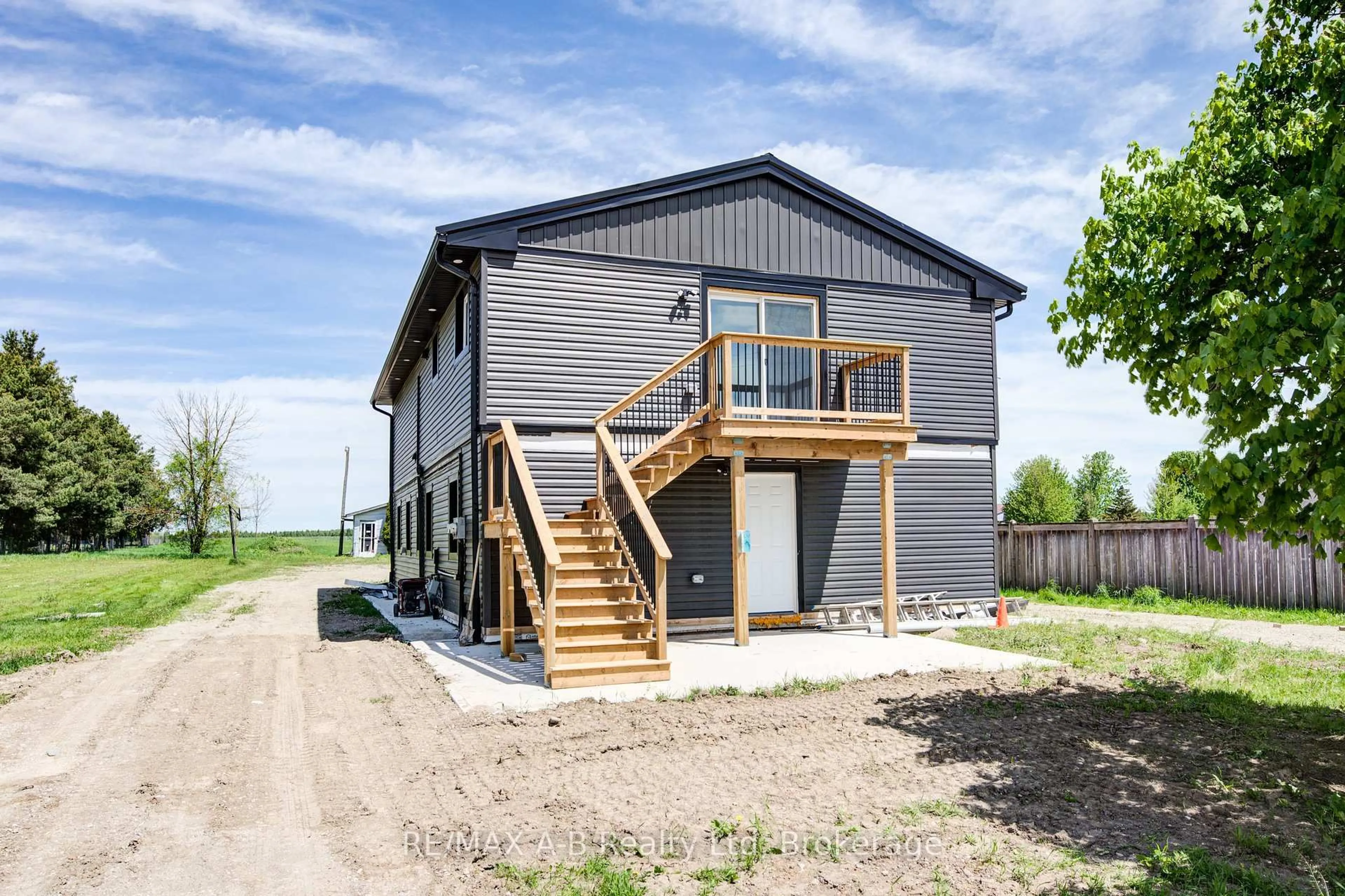 Unknown for 2274 34 Line, Perth East Ontario N0B 2P0