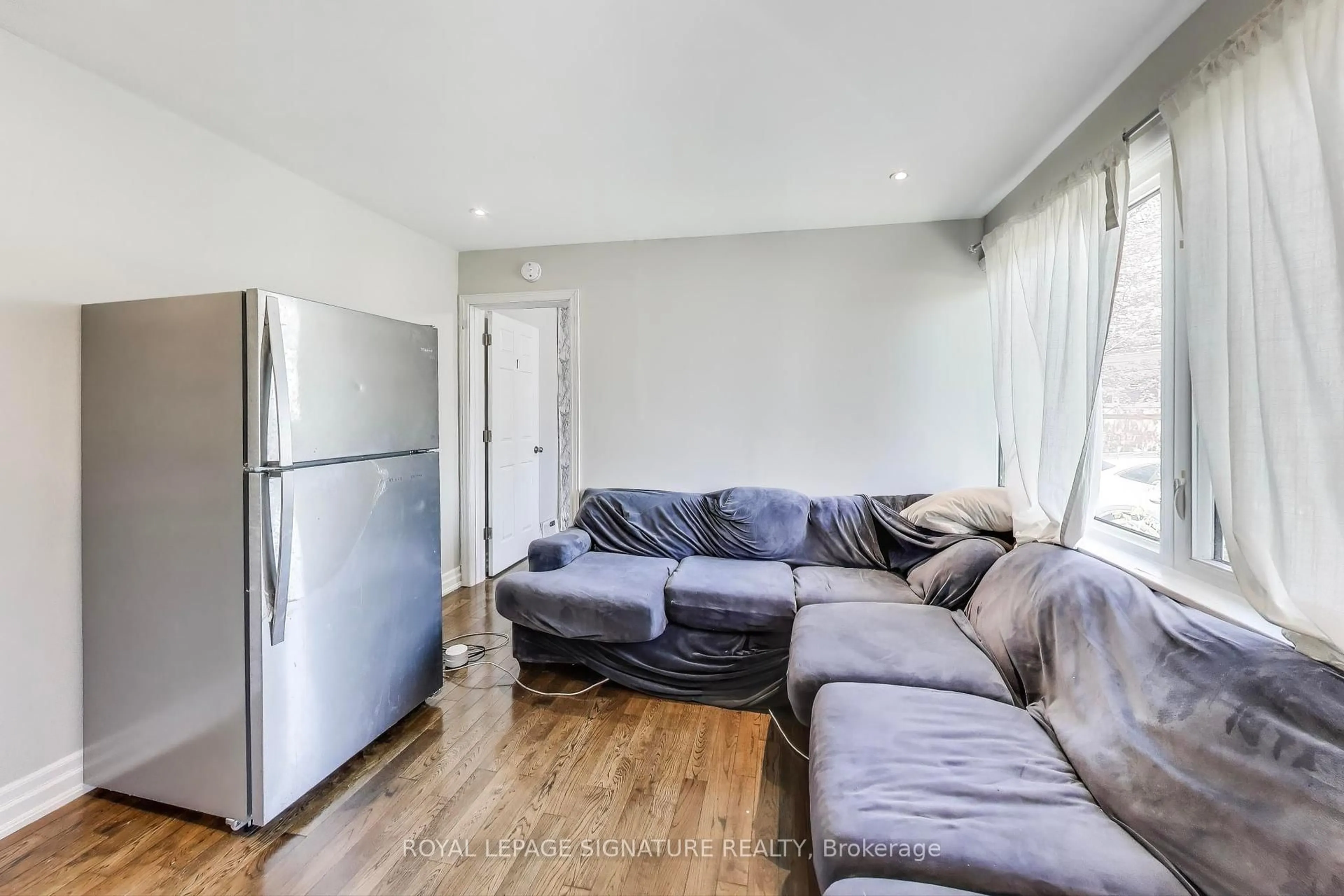 Unknown for 68 Harold St, Hamilton Ontario L8S 2R9