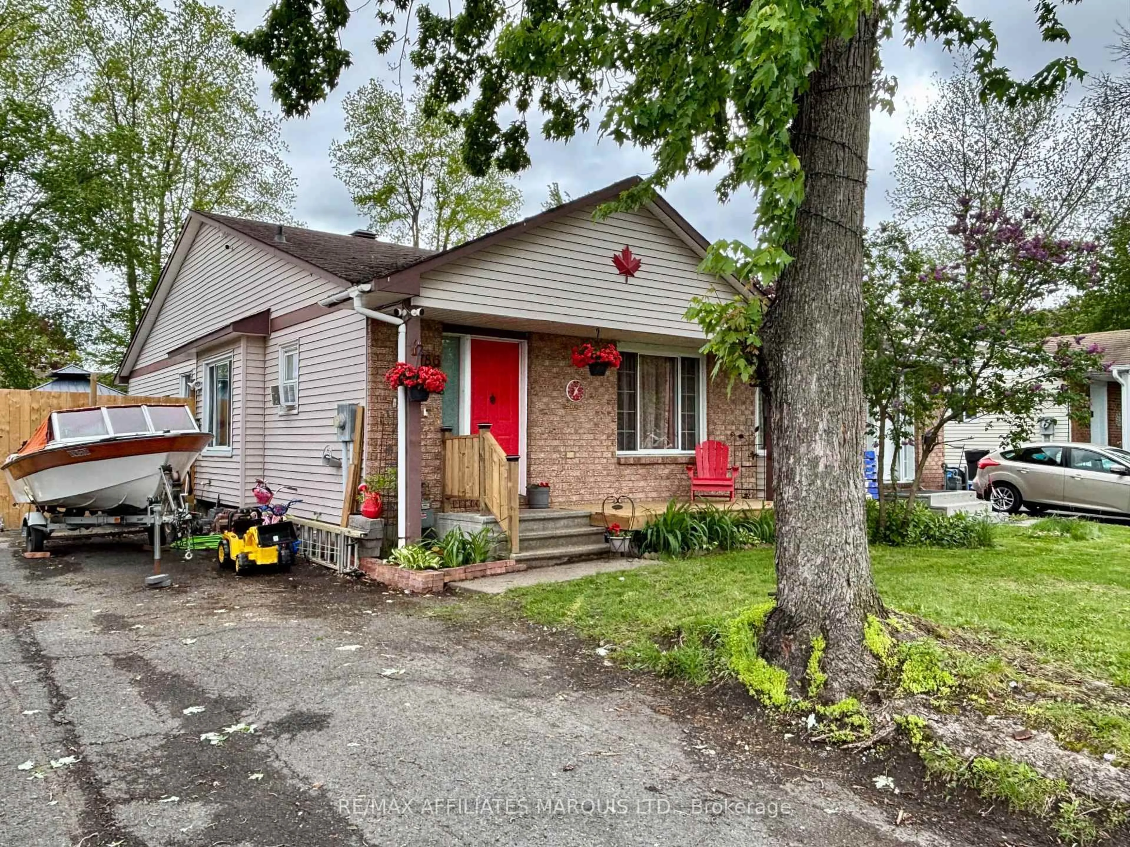 Unknown for 786 Dundee Ave, Cornwall Ontario K6J 3M9