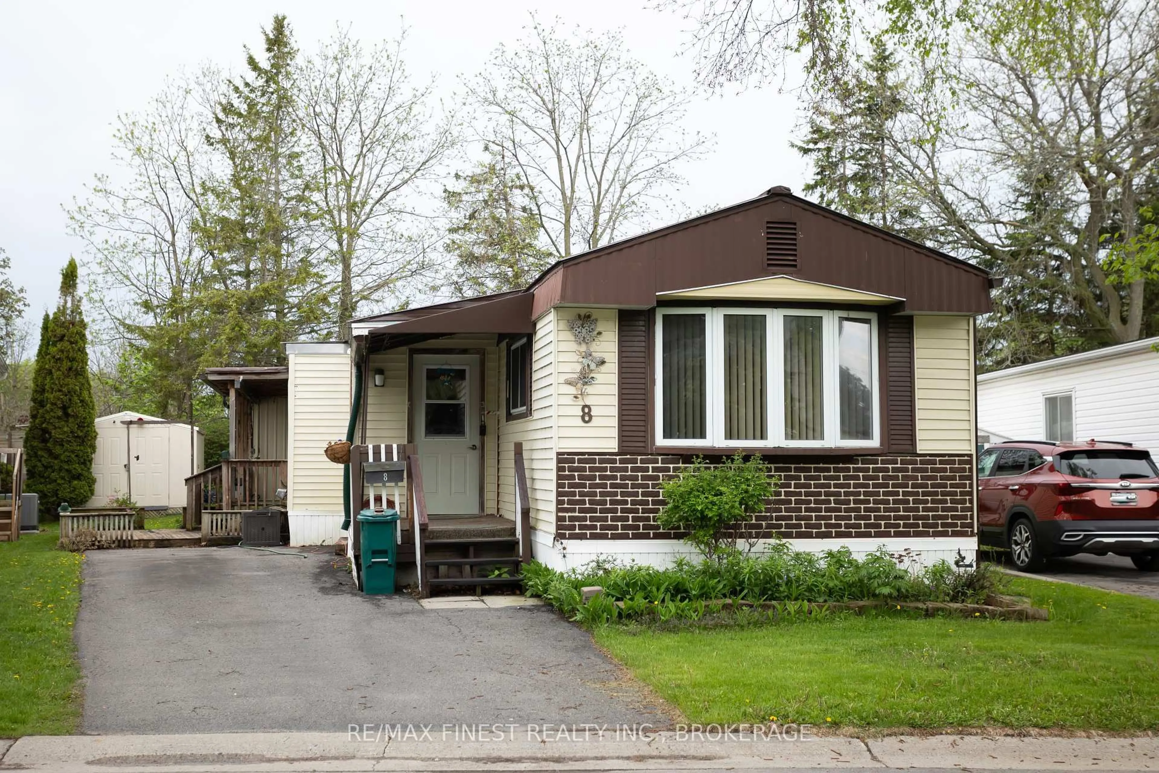 Home with vinyl exterior material, street for 8 Abbey Glen Dr, Kingston Ontario K7K 6A5