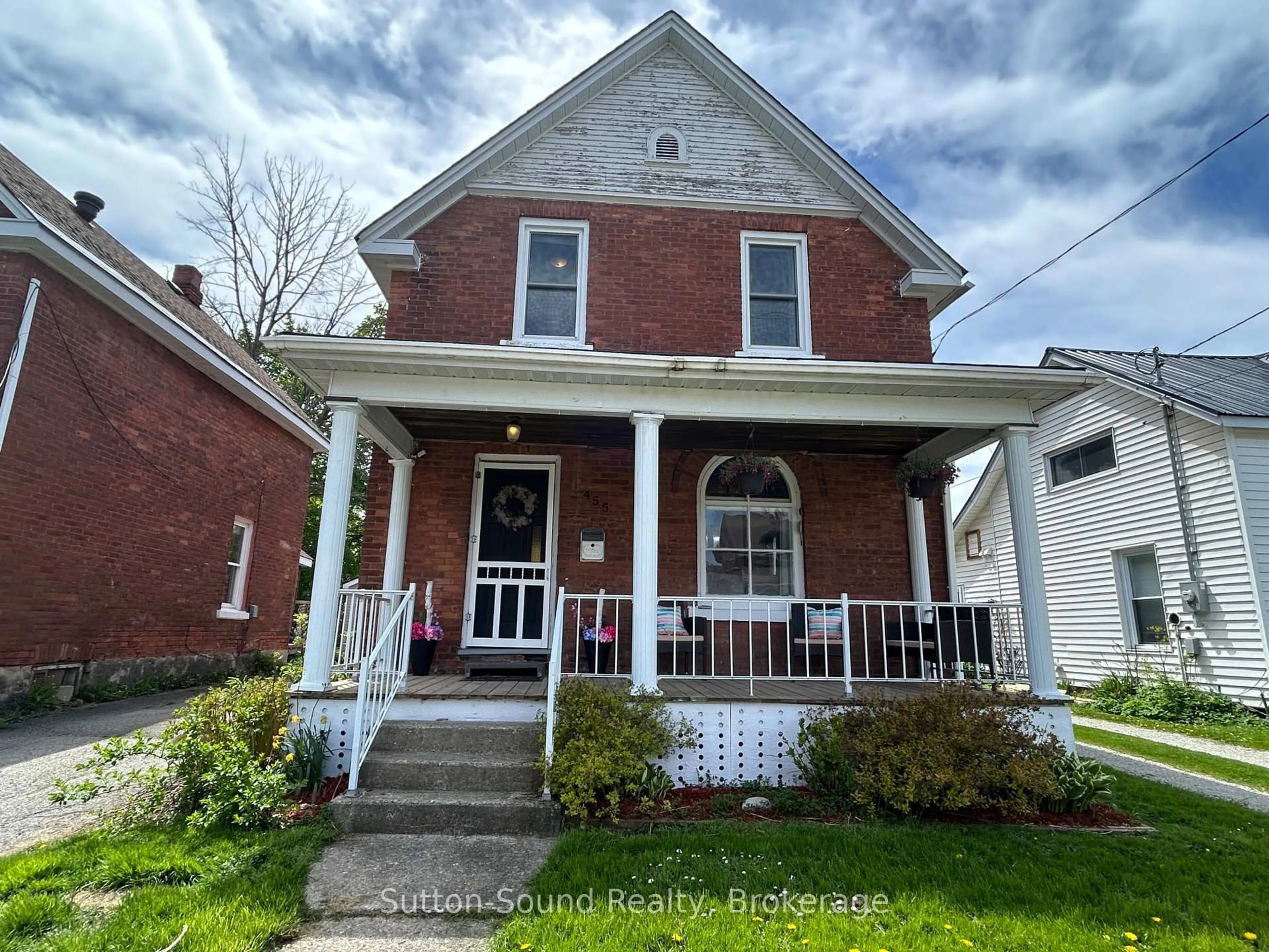 Unknown for 455 13th St A W, Owen Sound Ontario N4K 3X3