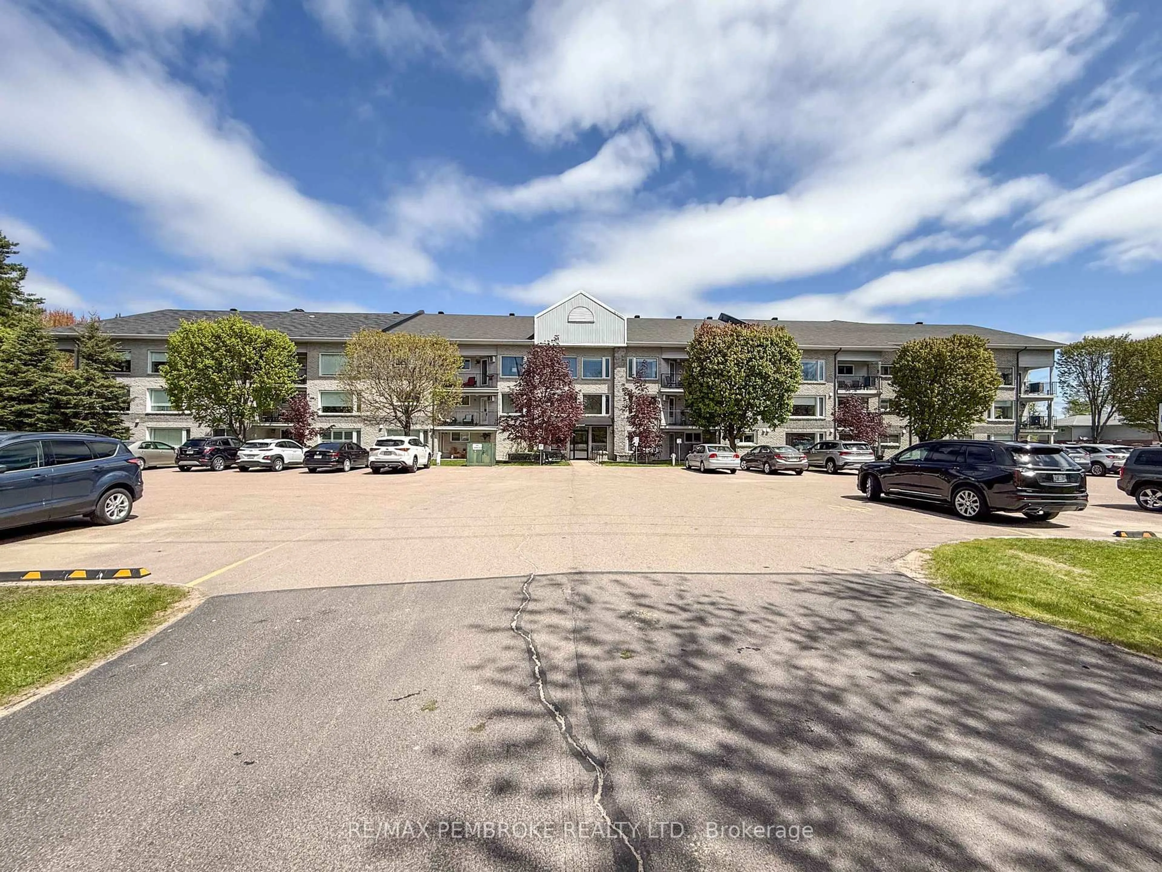 A pic from outside/outdoor area/front of a property/back of a property/a pic from drone, unknown for 2 Crandall St #102, Pembroke Ontario K8A 8G5